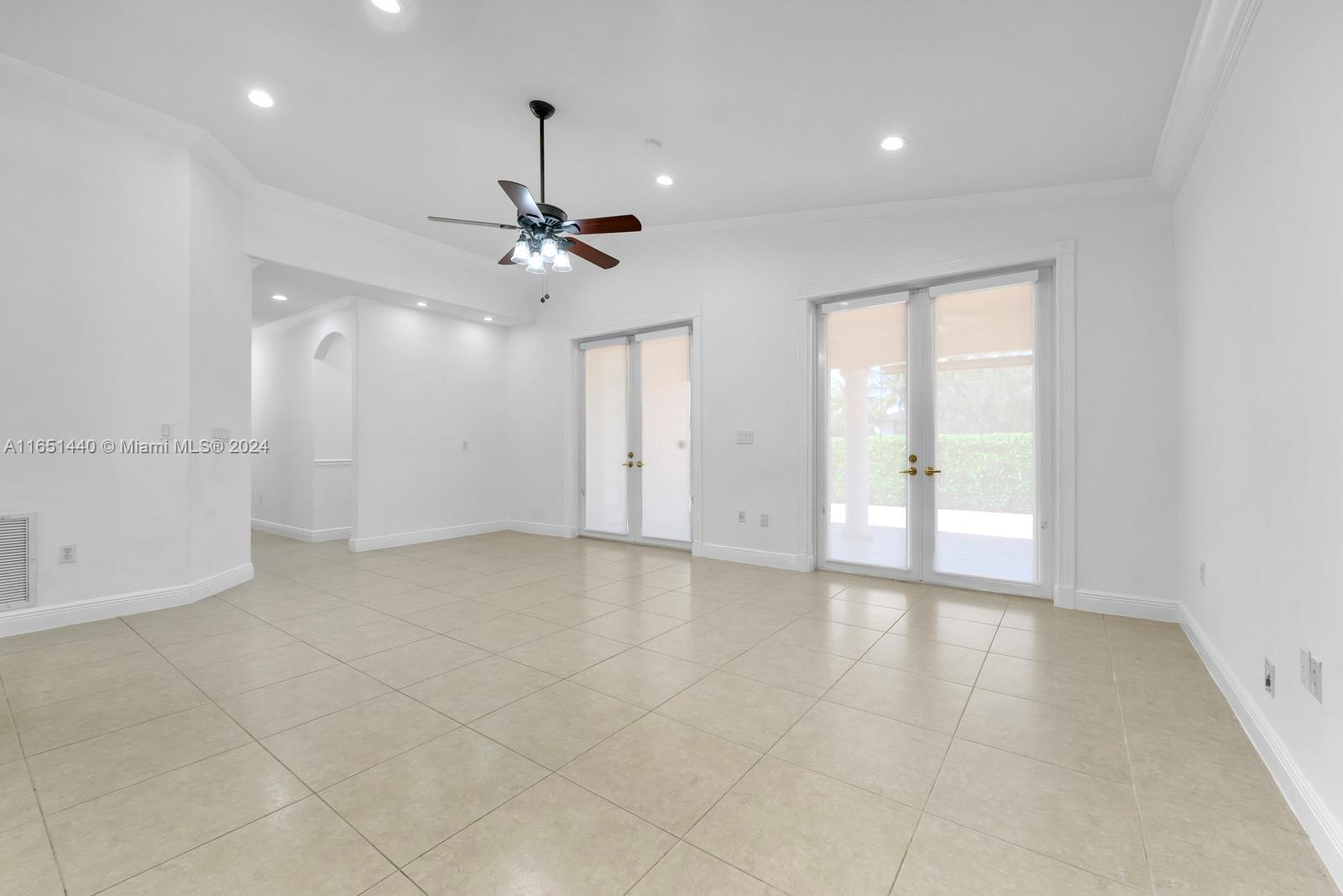 MIGDALIA SUB - Residential Lease