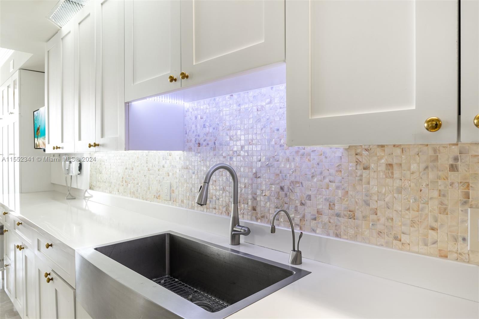 BAL HARBOUR TOWER CONDO - Residential