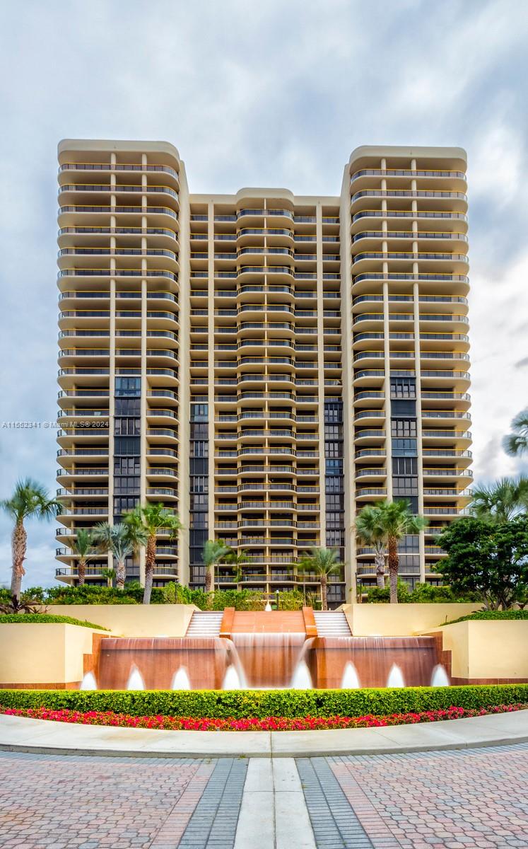 BAL HARBOUR TOWER CONDO - Residential