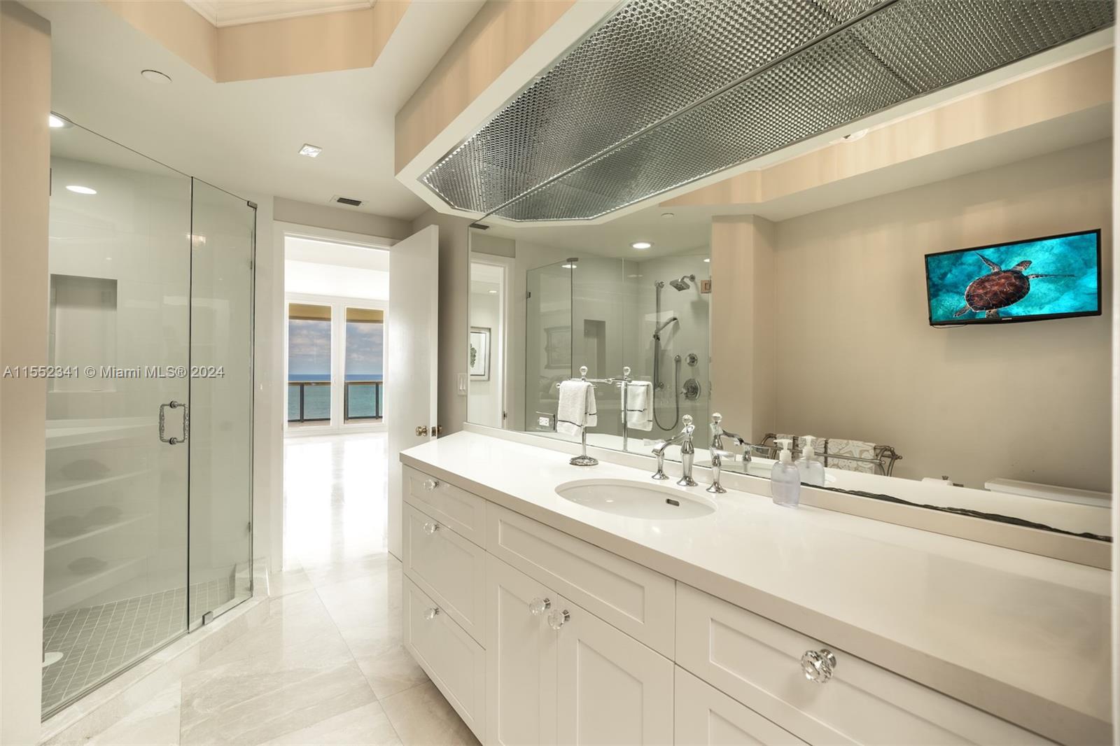 BAL HARBOUR TOWER CONDO - Residential