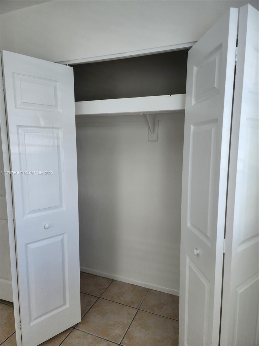 VILLAGE AT DADELAND CONDO - Residential Lease