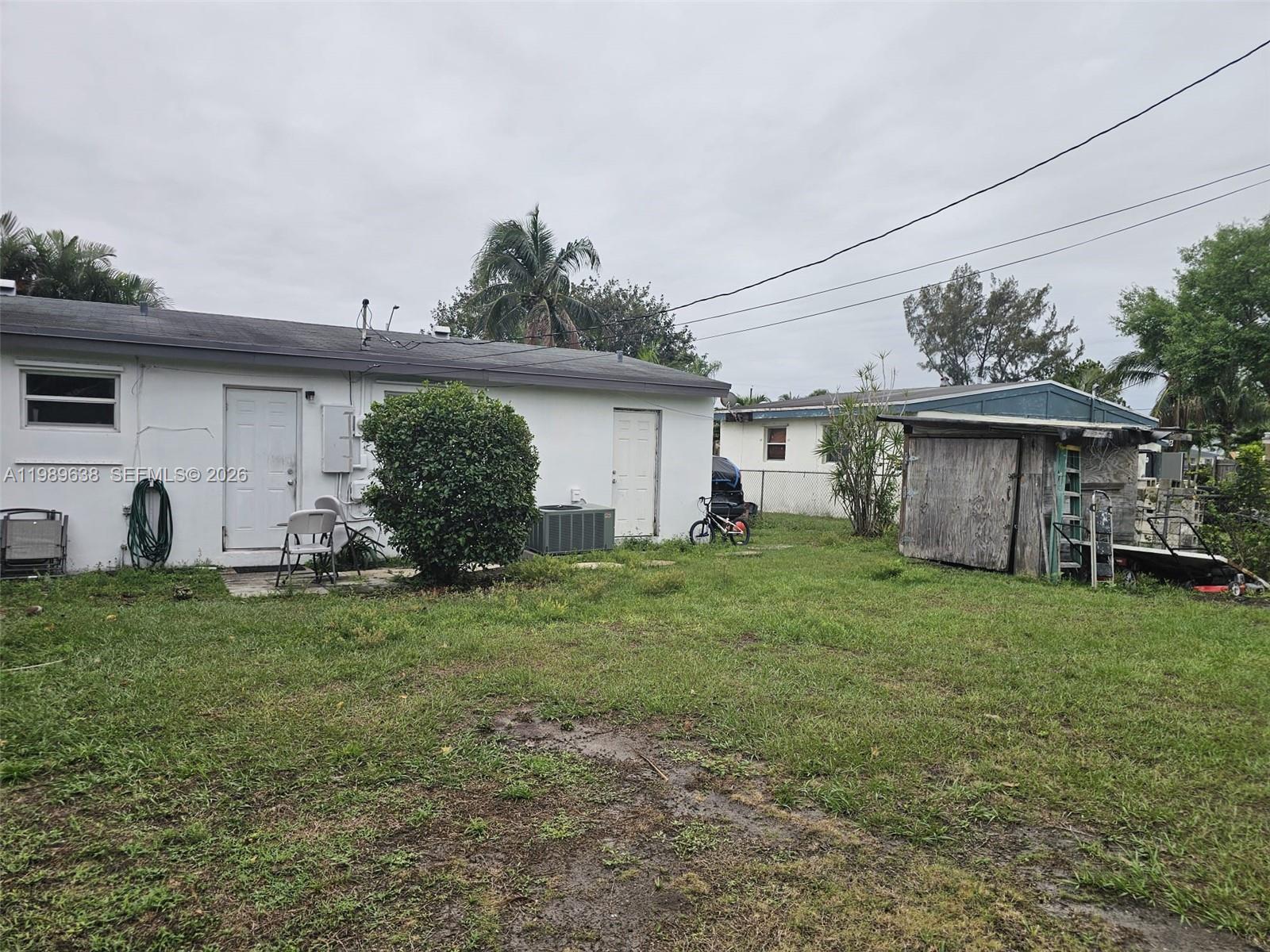 SEMINOLE MANOR 2 - Residential