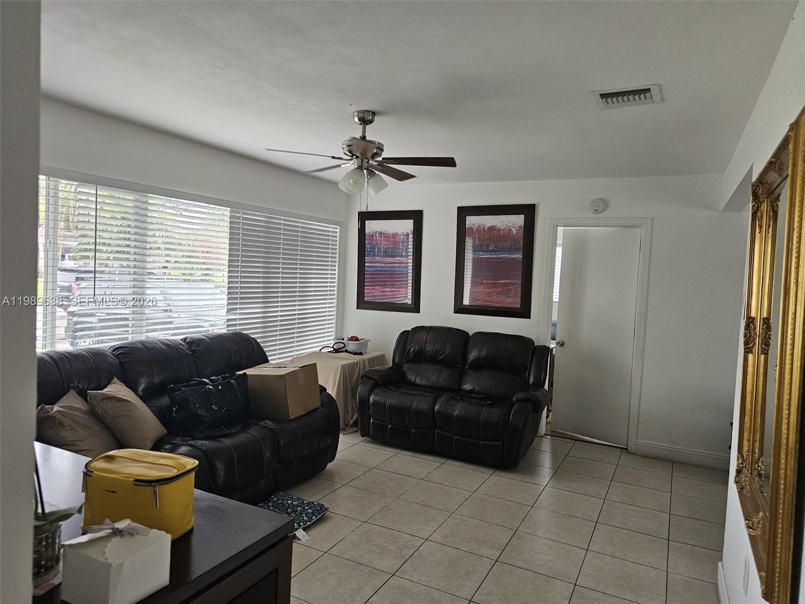 SEMINOLE MANOR 2 - Residential