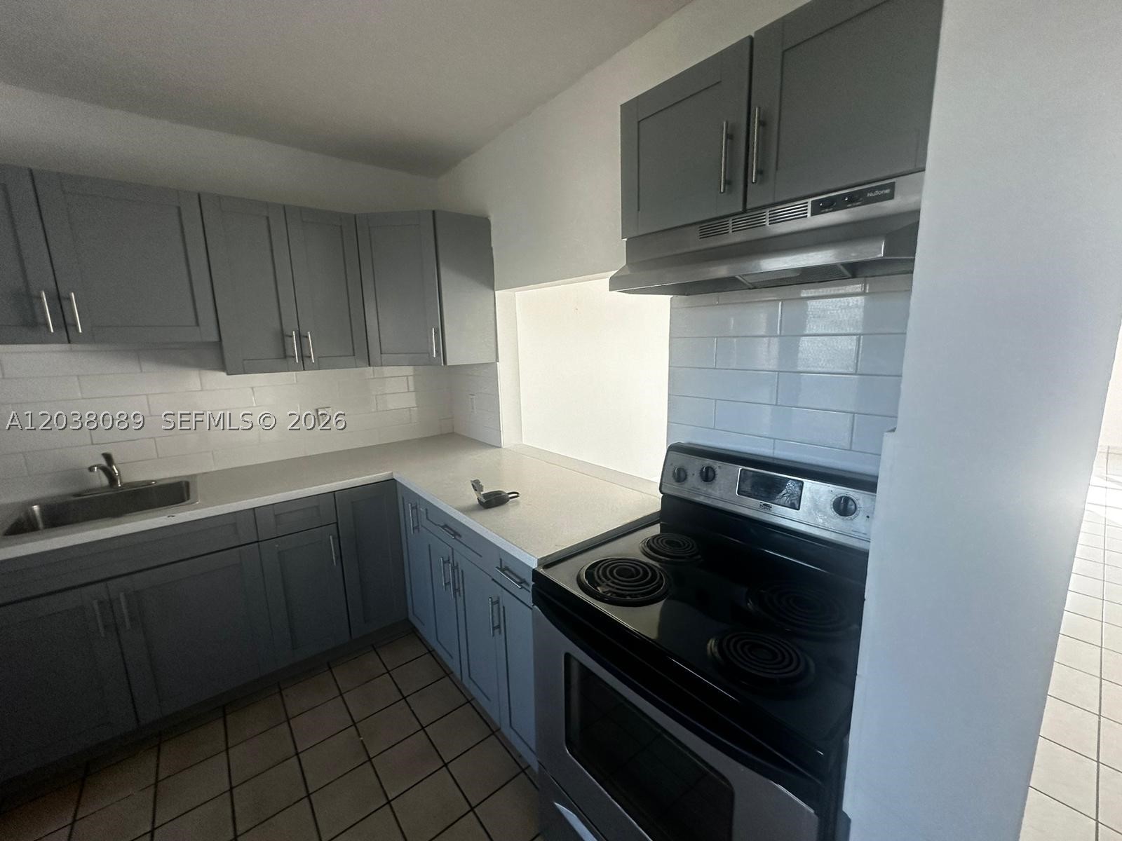 STAR LAKES ESTATES NO 6 C - Residential Lease