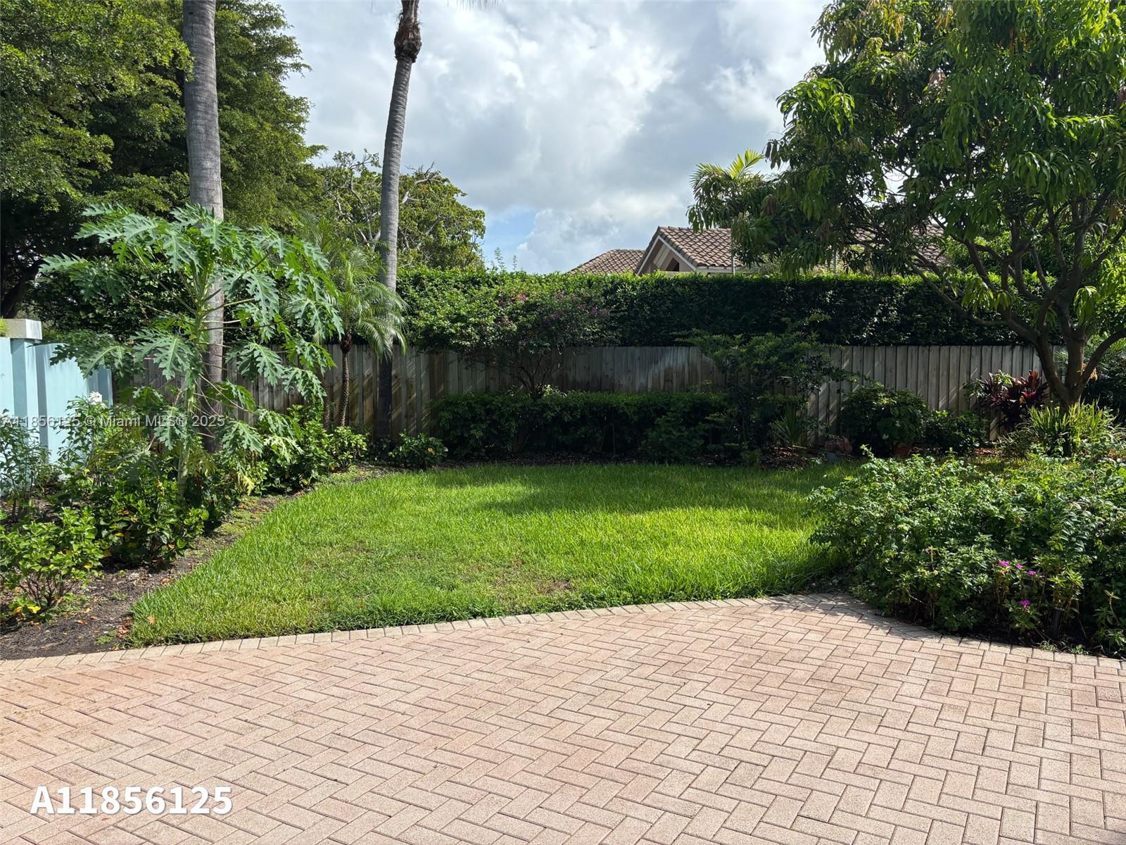 LYCHEE NUT GROVE - Residential