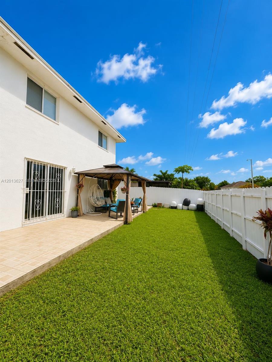 GREENWOOD VILLAS - Residential