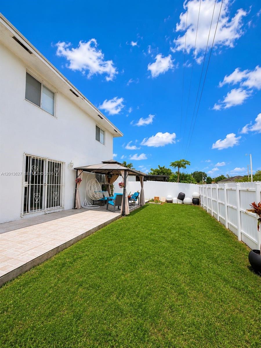 GREENWOOD VILLAS - Residential