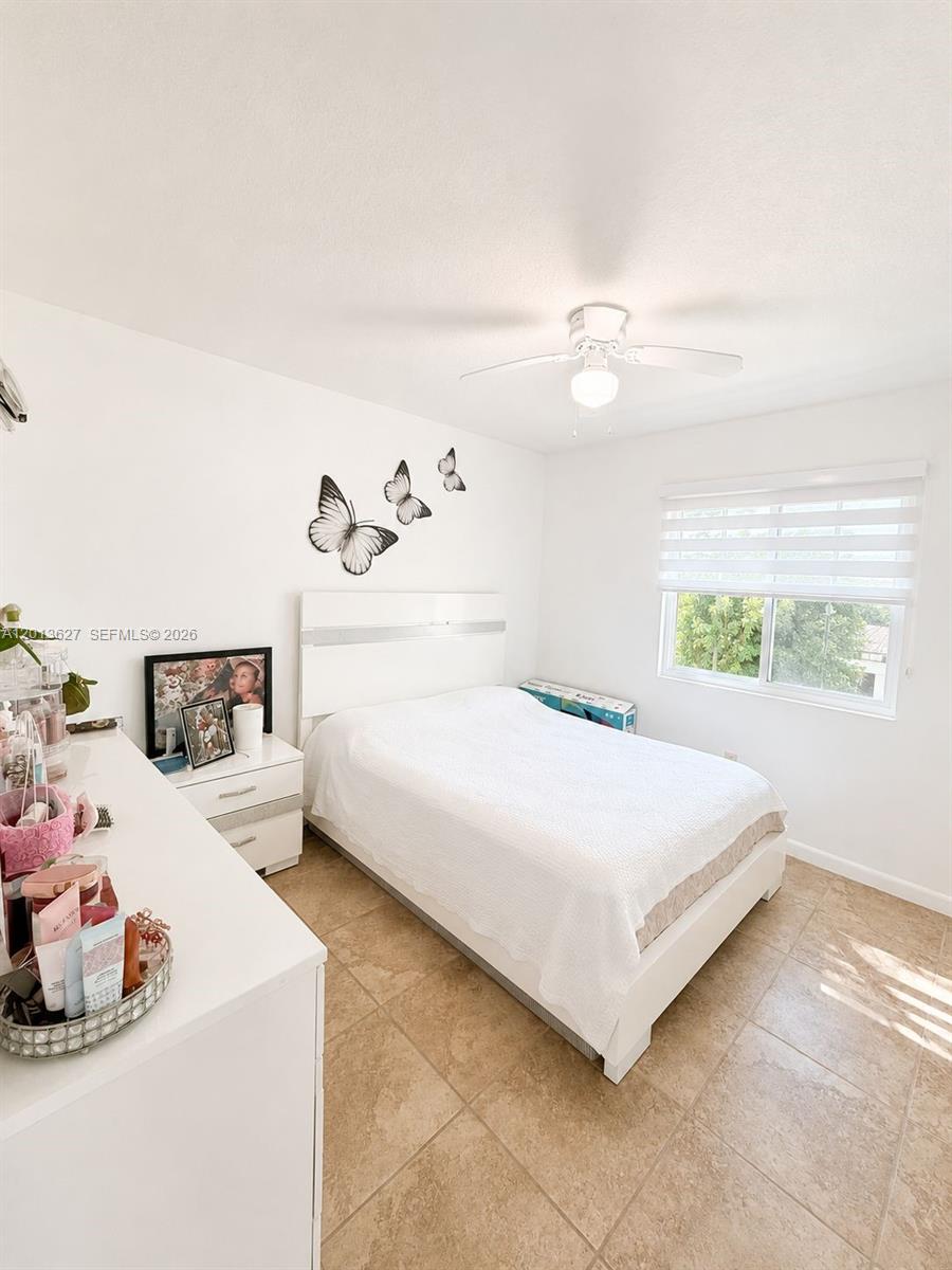 GREENWOOD VILLAS - Residential