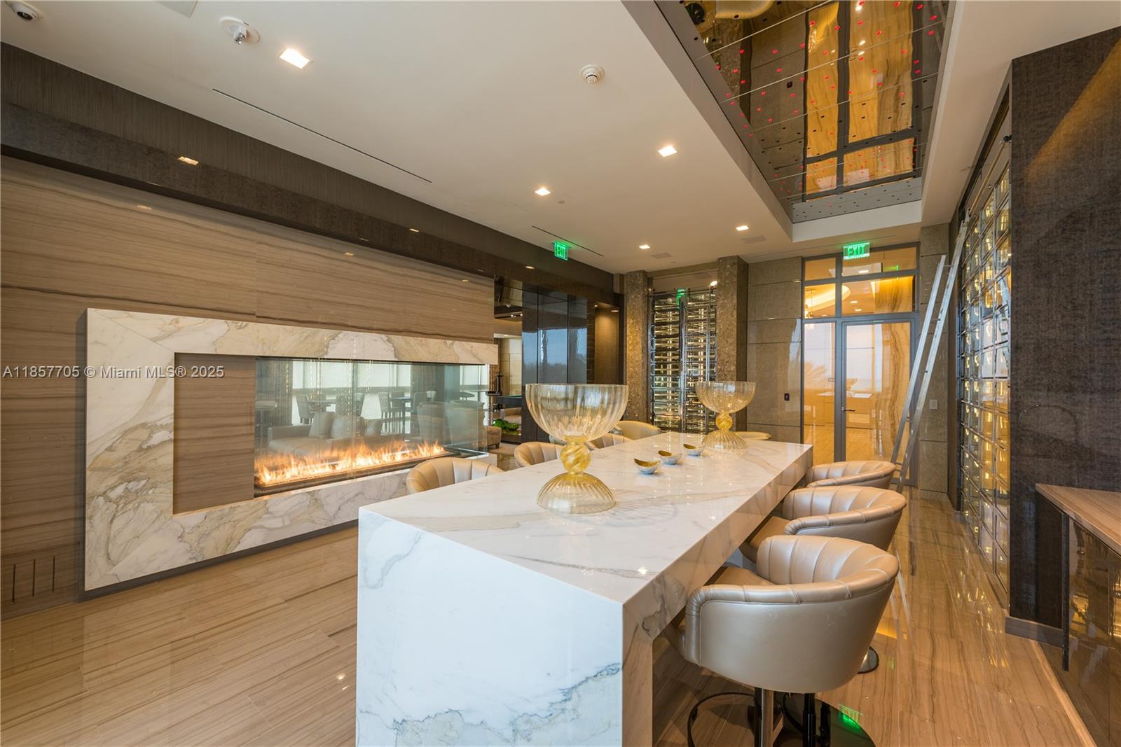 Mansions at Acqualina - Residential