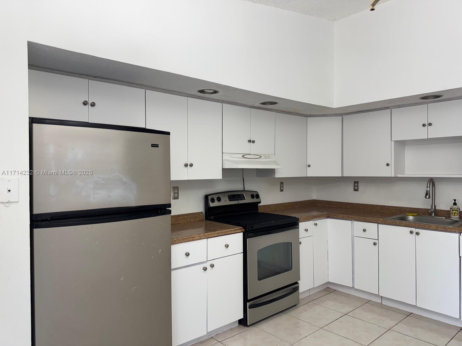 CUTLER CREEK CLUB SEC 2 - Residential Lease
