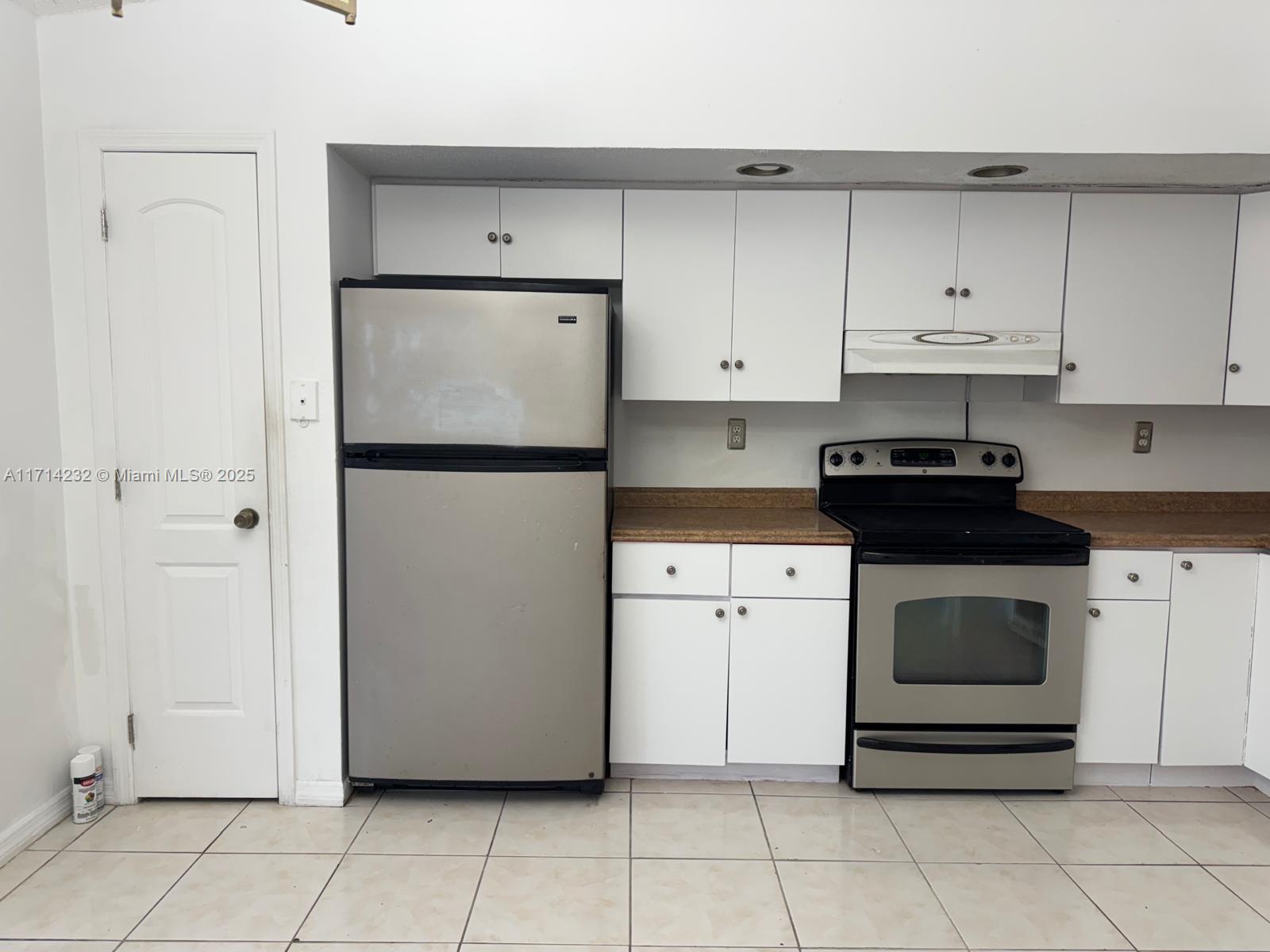 CUTLER CREEK CLUB SEC 2 - Residential Lease