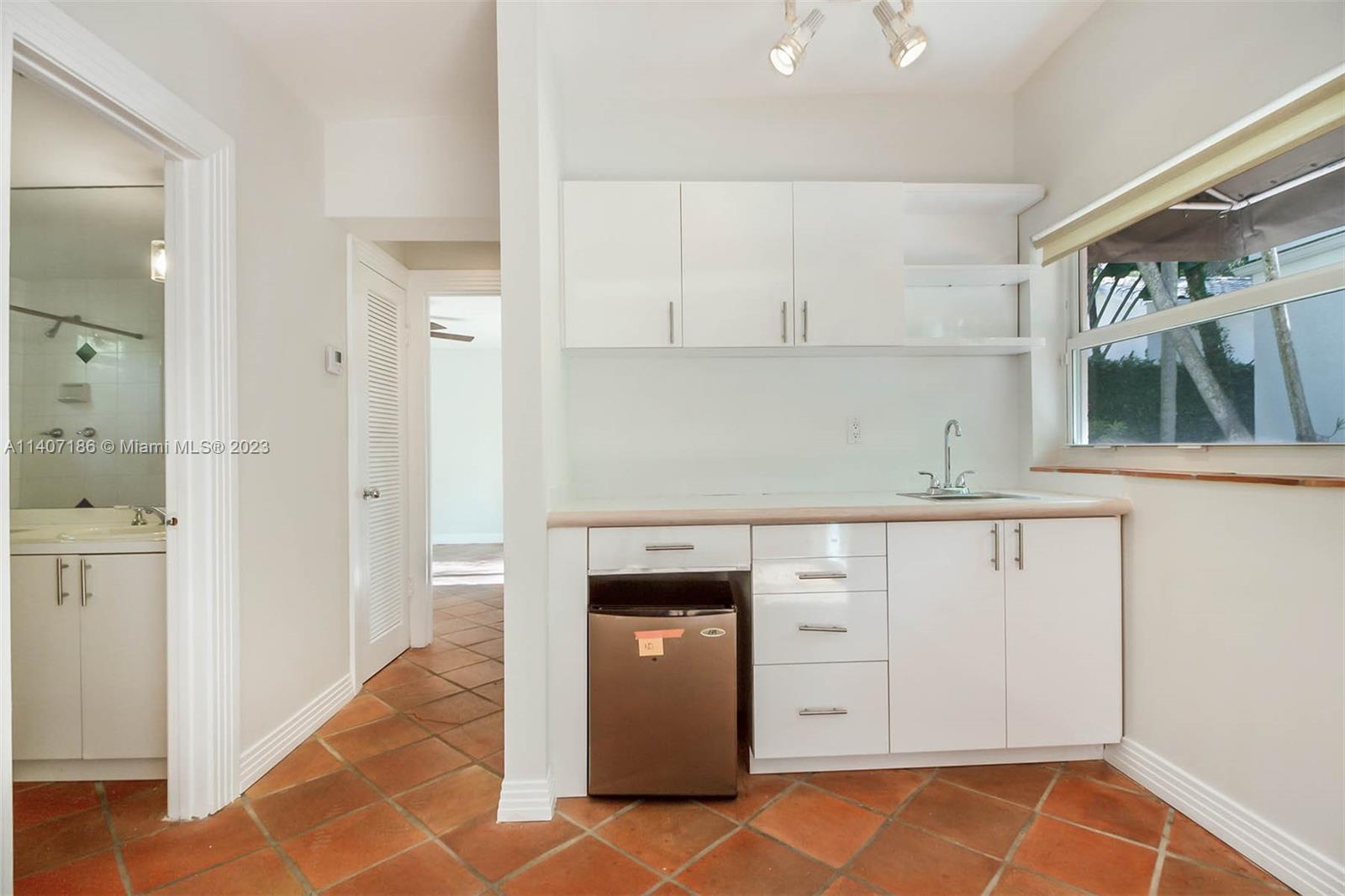 UTOPIA - Residential Lease