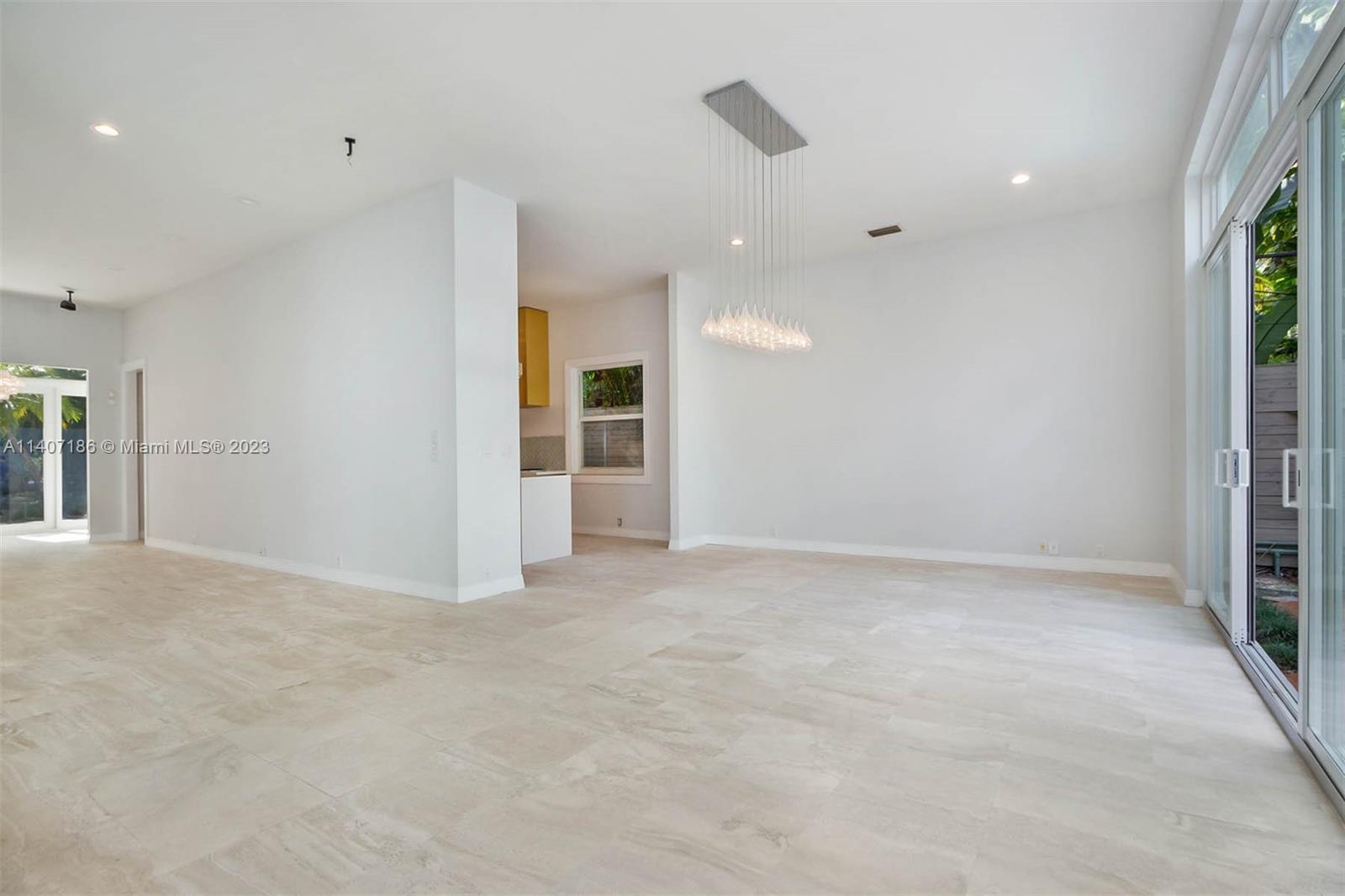 UTOPIA - Residential Lease