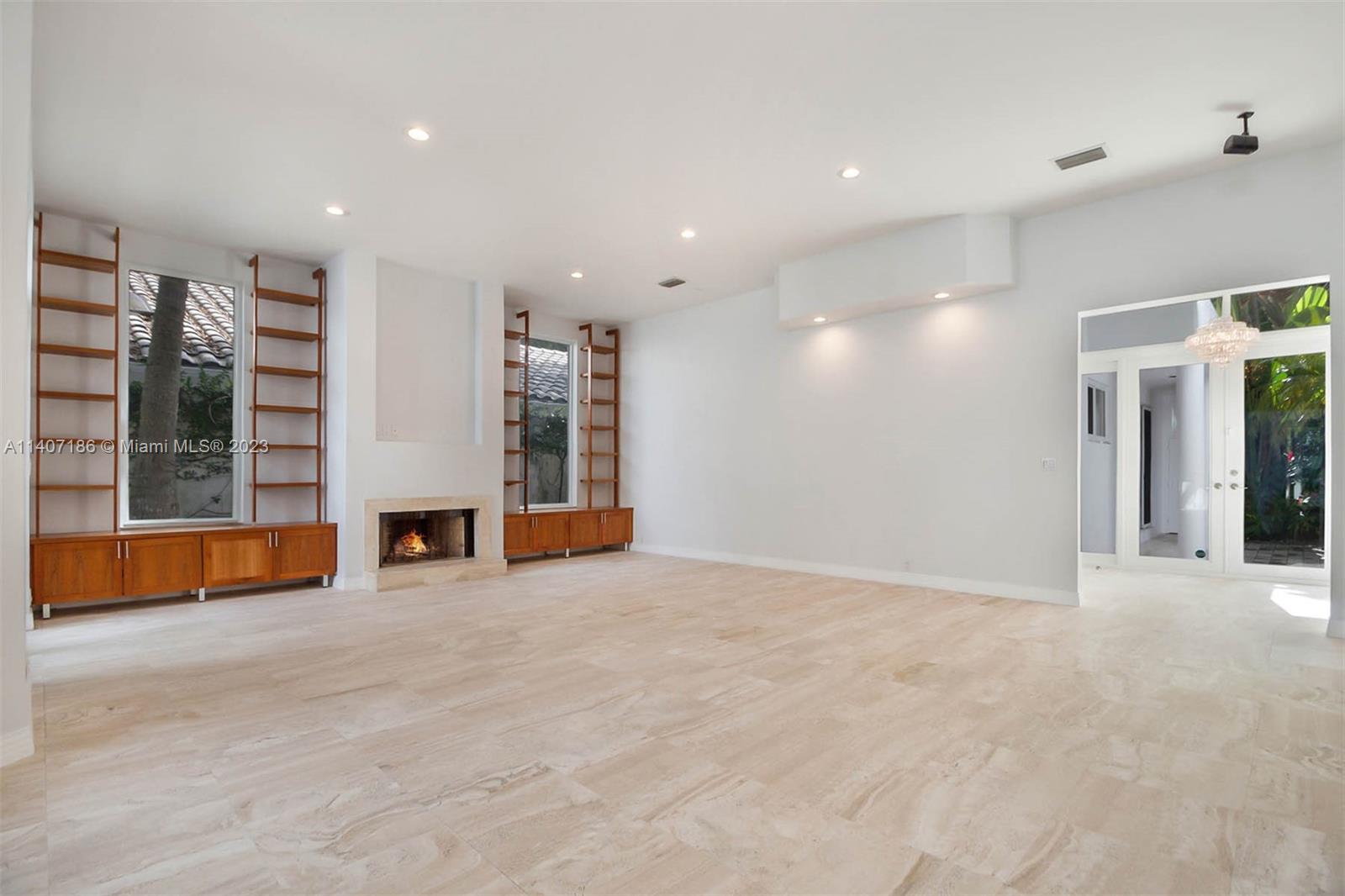 UTOPIA - Residential Lease