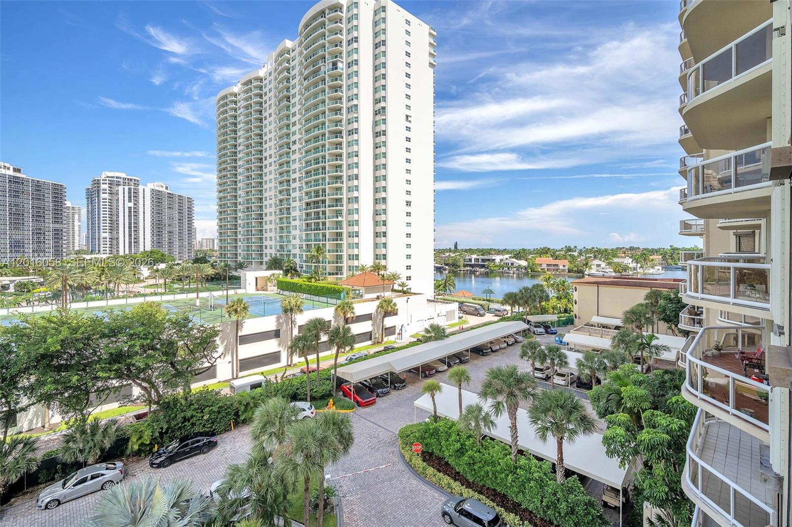 TERRACES NORTH TURNBERRY - Residential