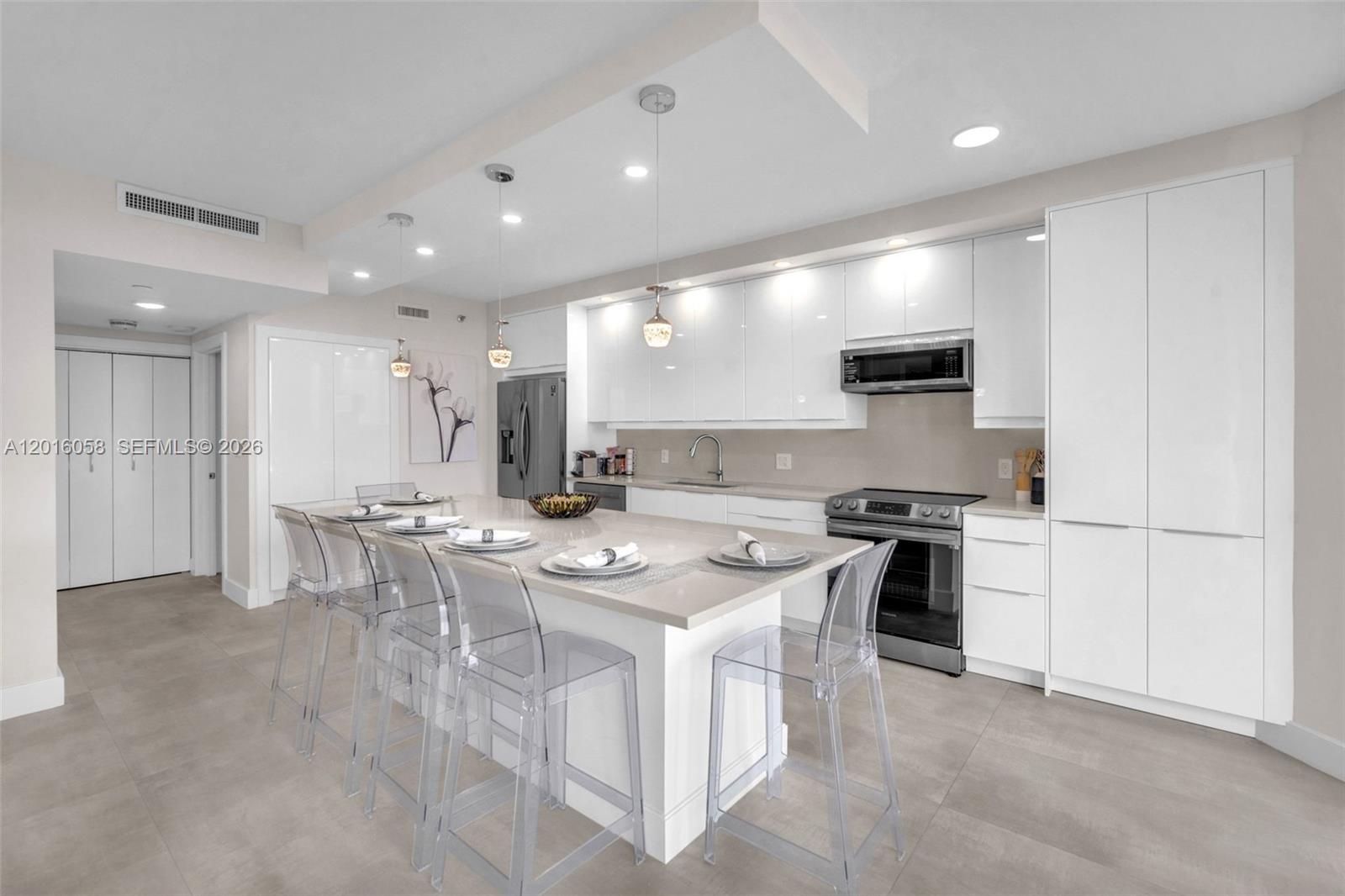 TERRACES NORTH TURNBERRY - Residential