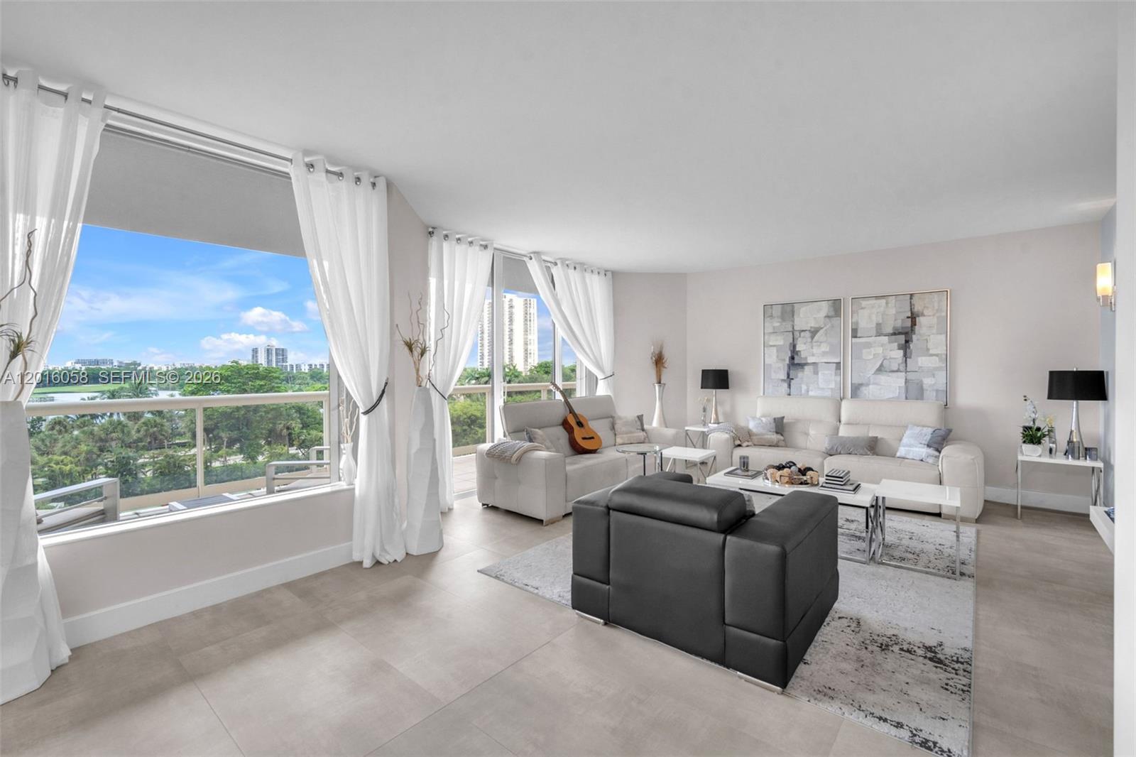 TERRACES NORTH TURNBERRY - Residential