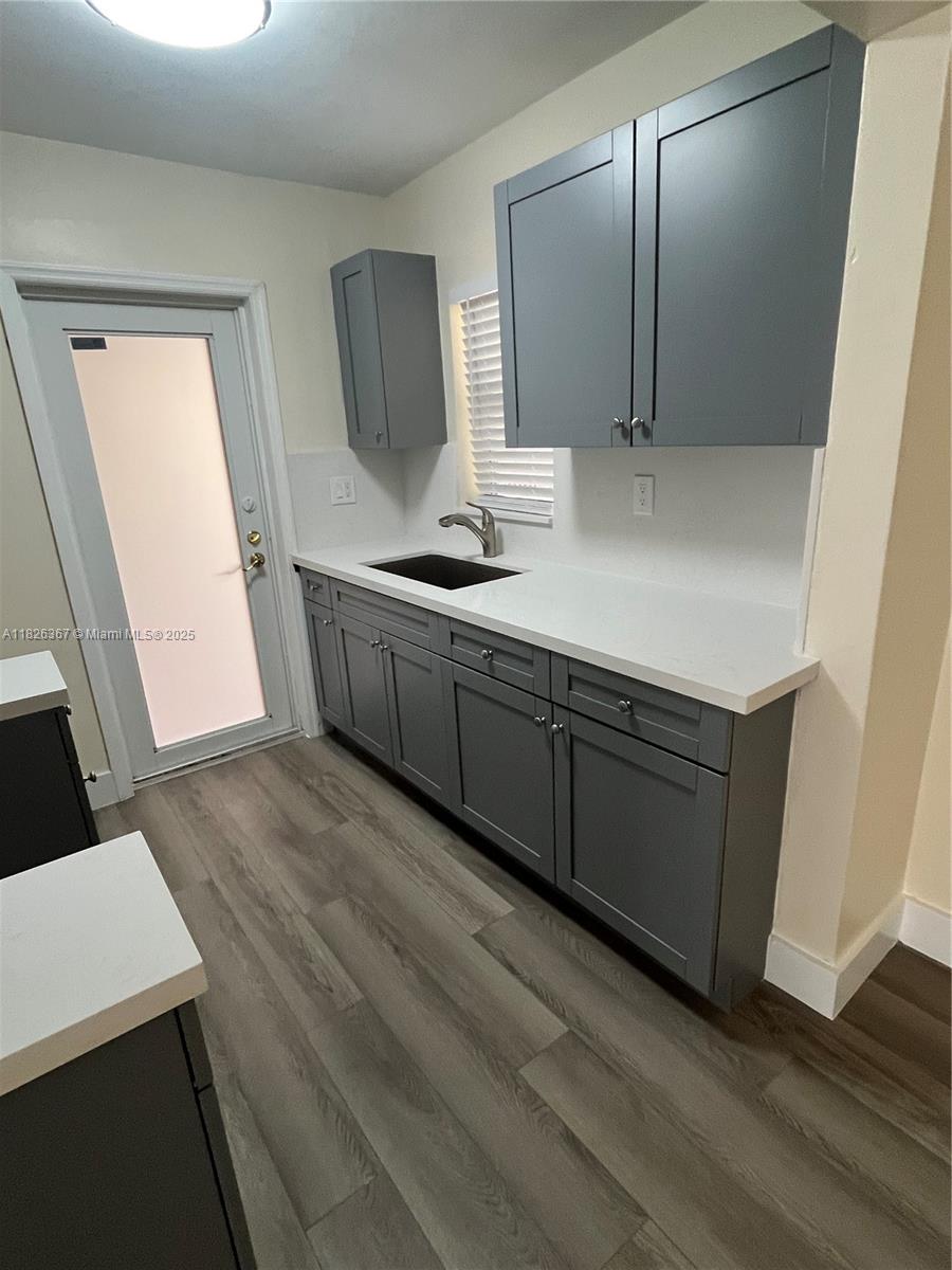 RODMAN OF HOLLYWOOD CONDO - Residential Lease