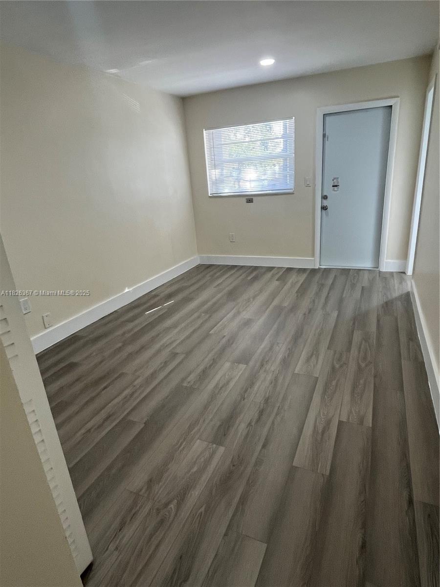 RODMAN OF HOLLYWOOD CONDO - Residential Lease