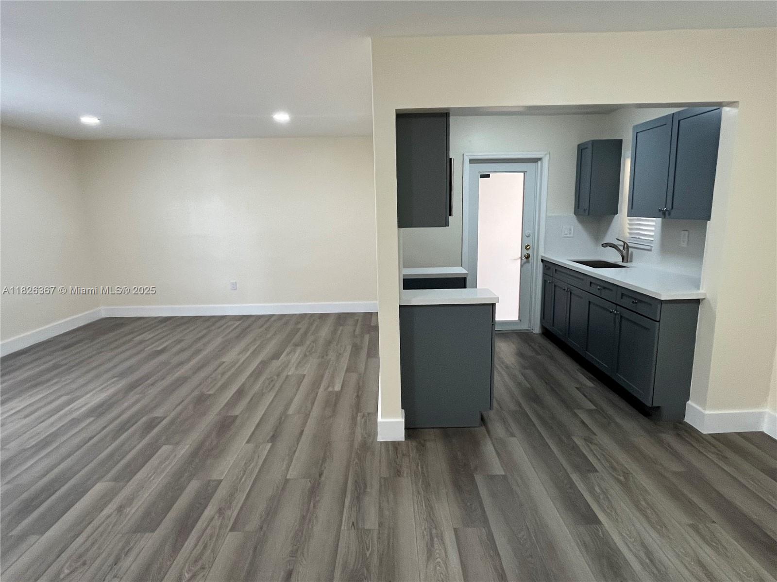 RODMAN OF HOLLYWOOD CONDO - Residential Lease