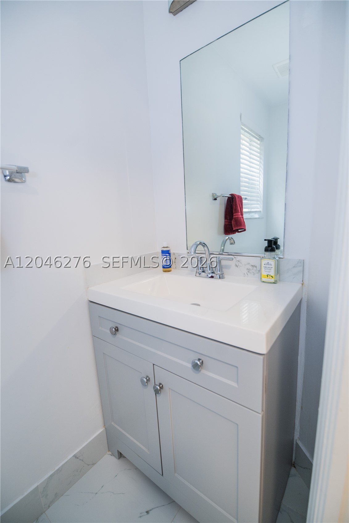 MELROSE POINT CONDO - Residential