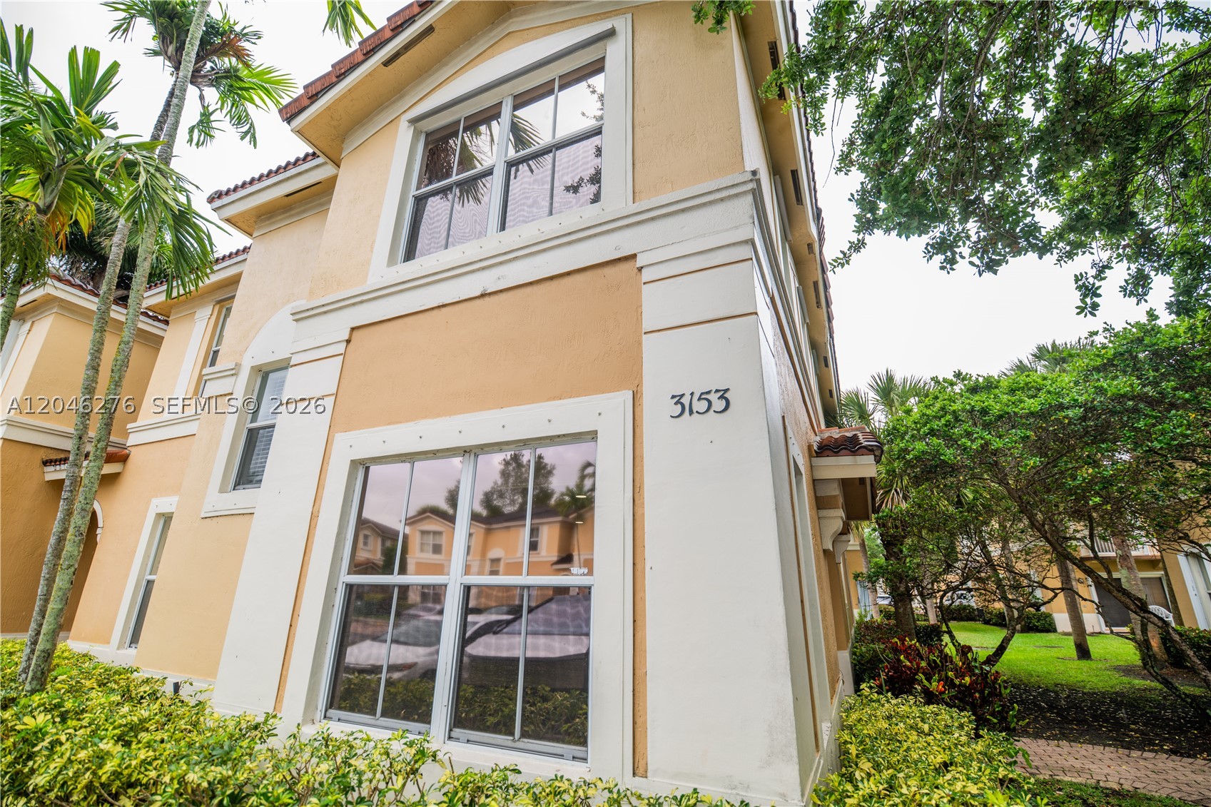 An EV Owners Dream Townhome. "Largest model, corner unit, in beautiful community of Melrose Point boasting 1,747 total square footage". features a Personal EV level 2 charger. Community amenities include beautiful clubhouse, pool, fitness center, kids center and more. Home features spacious open floor plan with family room and kitchen breakfast peninsula easily seating 5. Large dining room opens to living room. Powder room downstairs for guests. Second story 3 bedrooms 2 baths all laminate wood flooring. Buyer/Agent to verify all information independently.