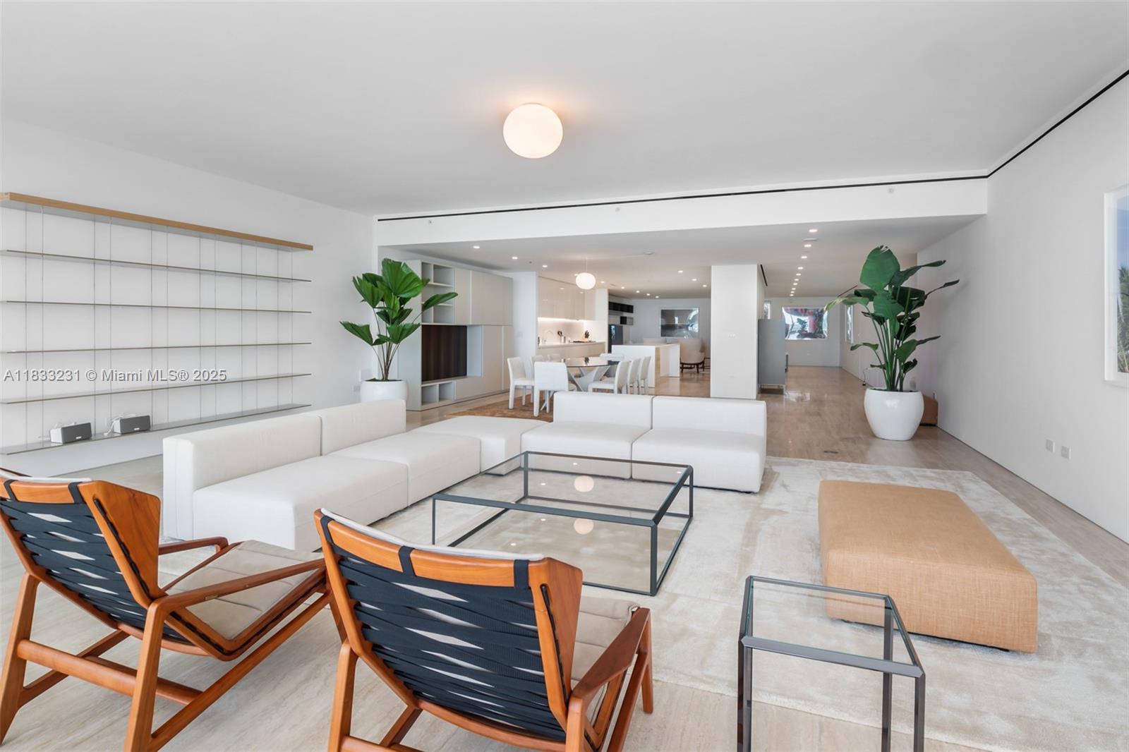 SURF CLUB CONDO - Residential
