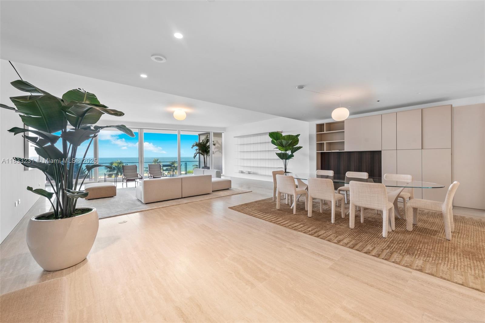 SURF CLUB CONDO - Residential