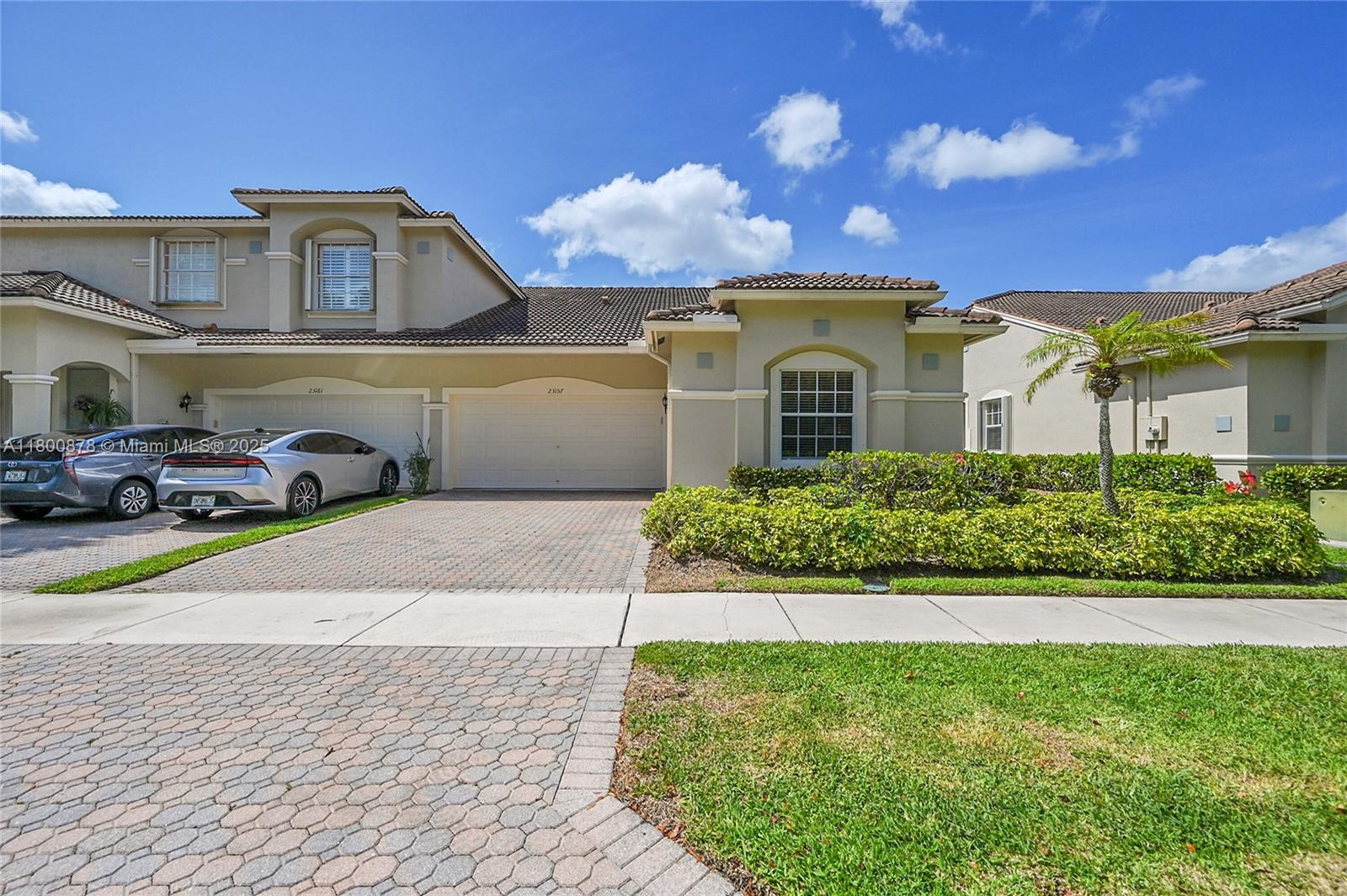 ADDISON LAKES - Residential