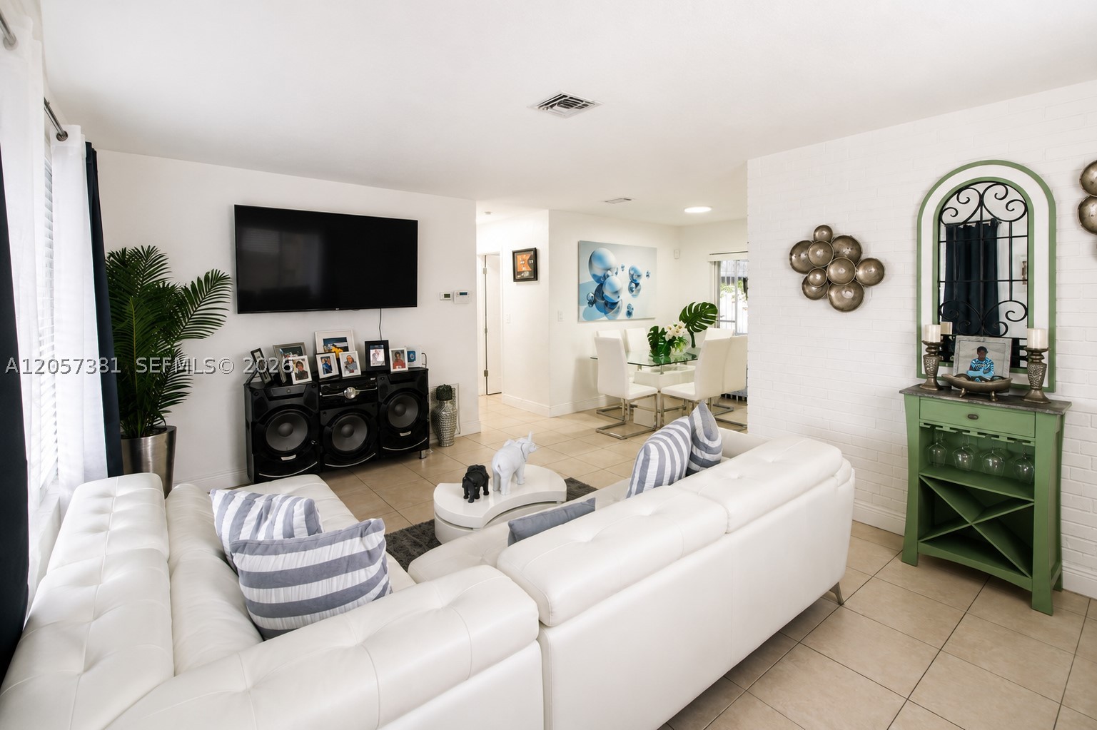MIRAMAR SEC 10 - Residential