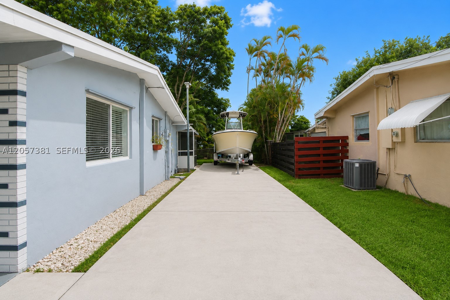 MIRAMAR SEC 10 - Residential