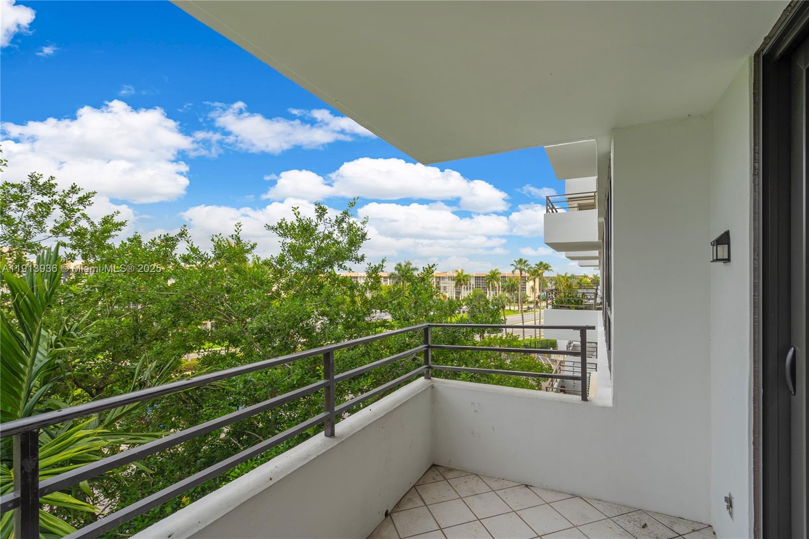 OLYMPUS CONDO PHASE - Residential