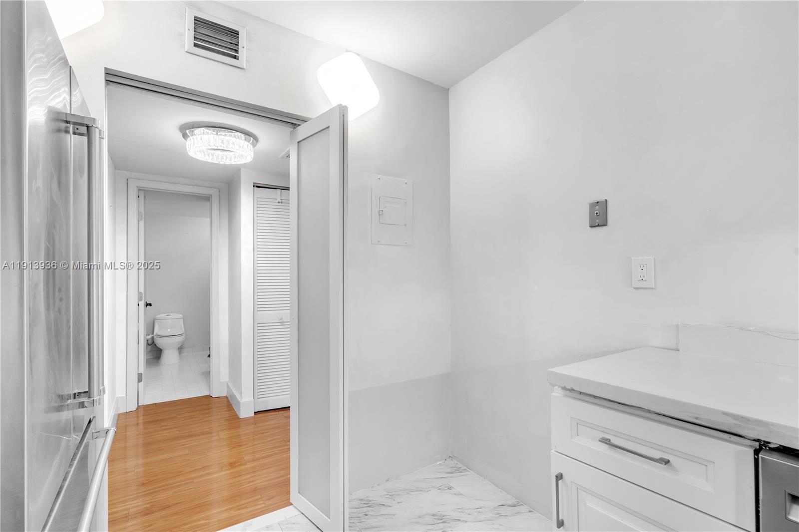 OLYMPUS CONDO PHASE - Residential