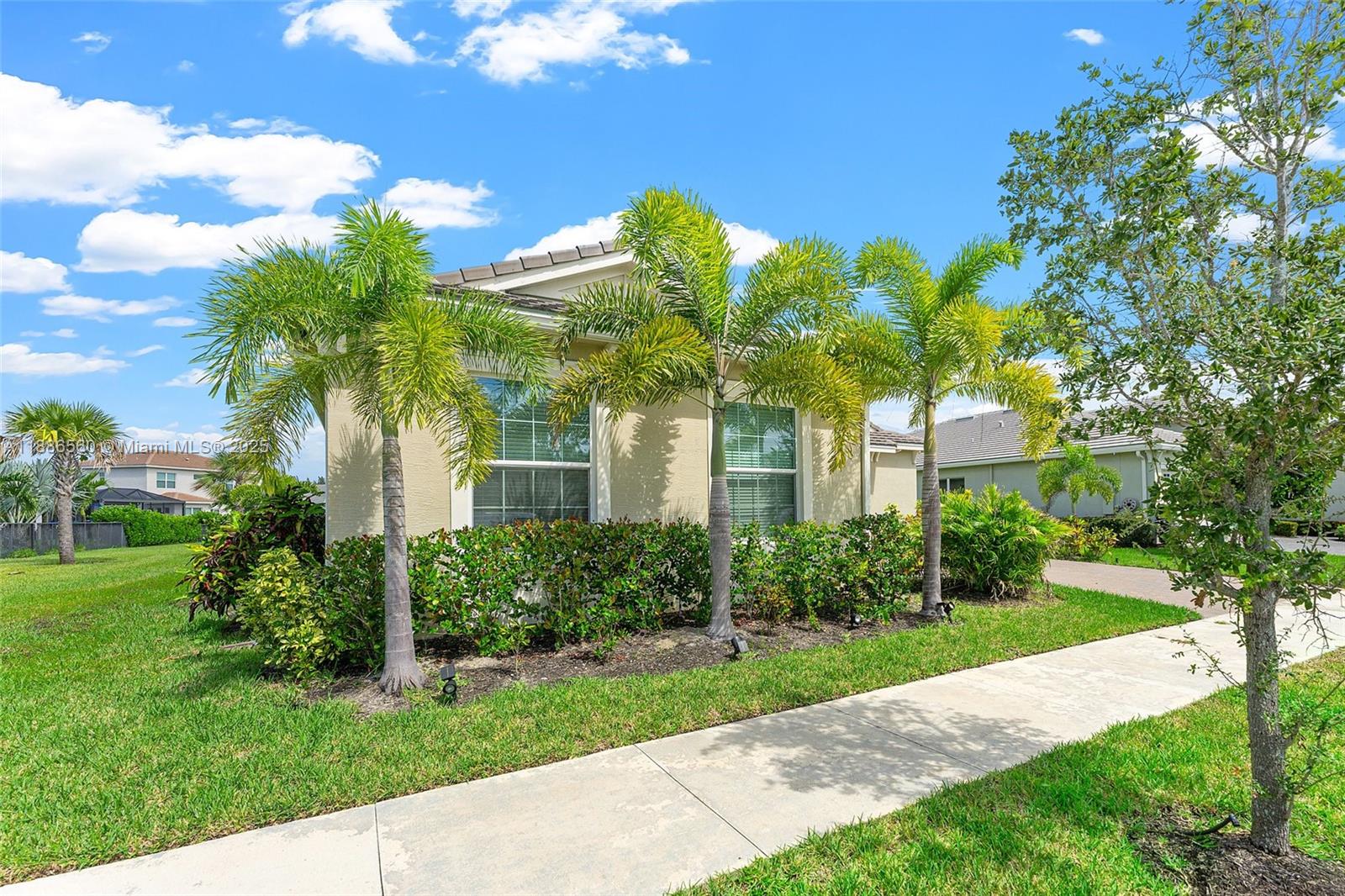 MEADOWS OF WESTLAKE - Residential