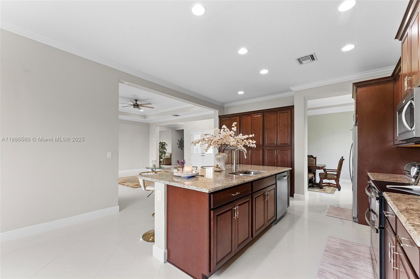 MEADOWS OF WESTLAKE - Residential