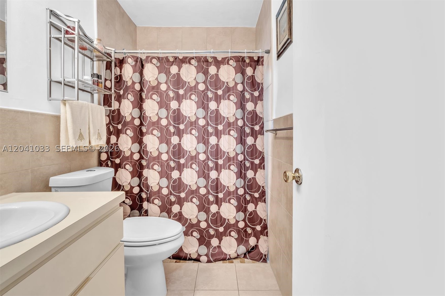 RICHMOND TOWNHOUSE - Residential