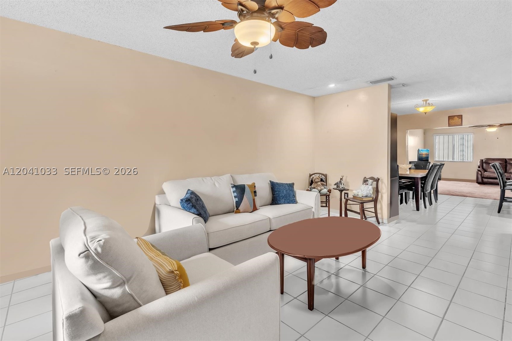RICHMOND TOWNHOUSE - Residential