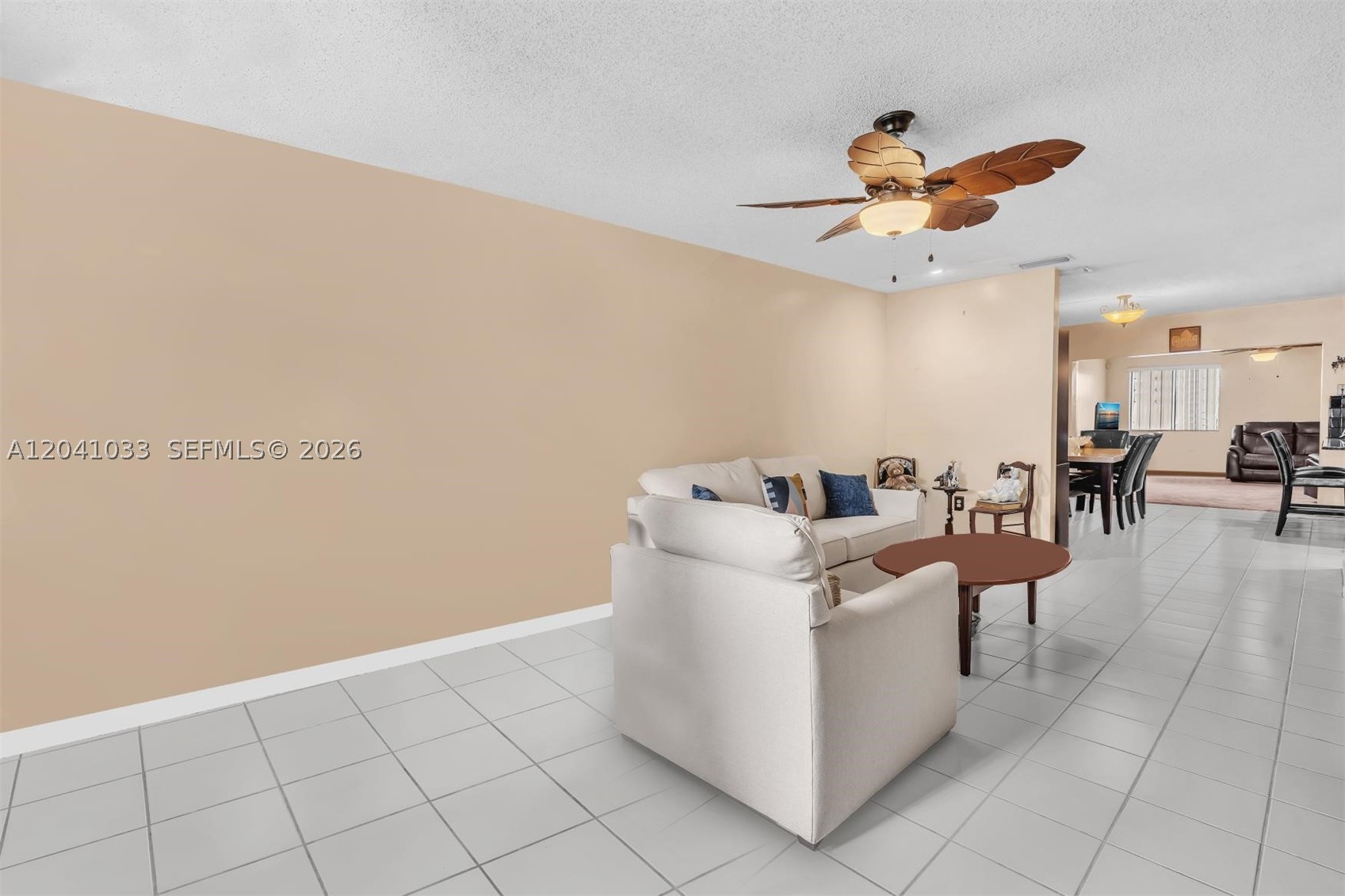 RICHMOND TOWNHOUSE - Residential