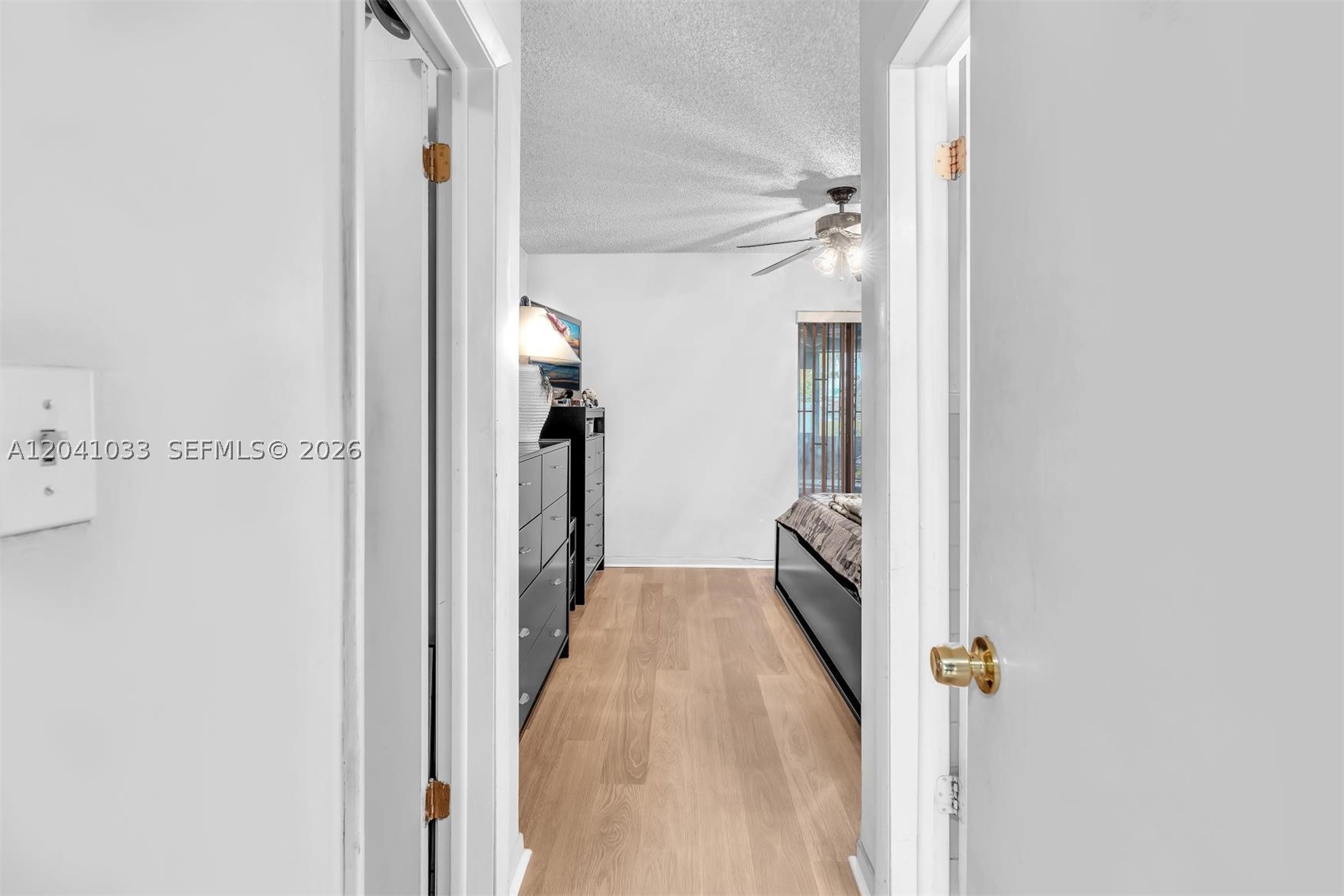 RICHMOND TOWNHOUSE - Residential