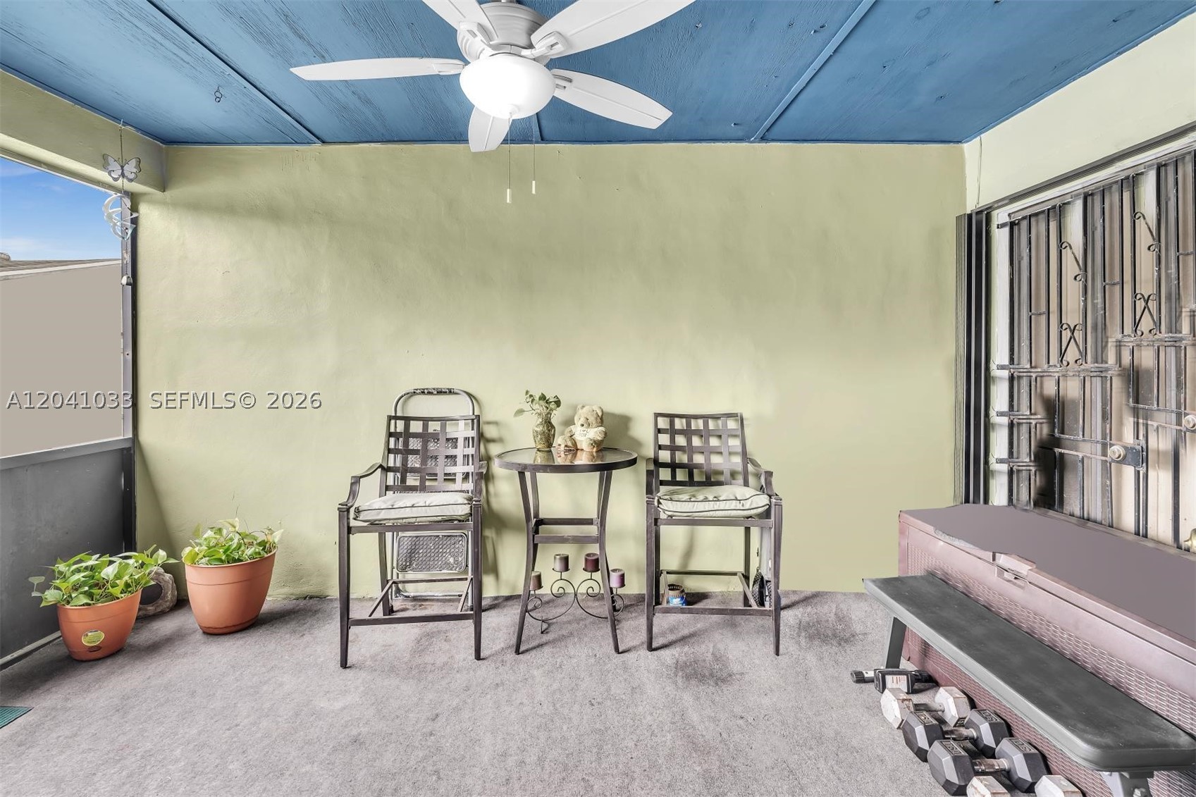 RICHMOND TOWNHOUSE - Residential