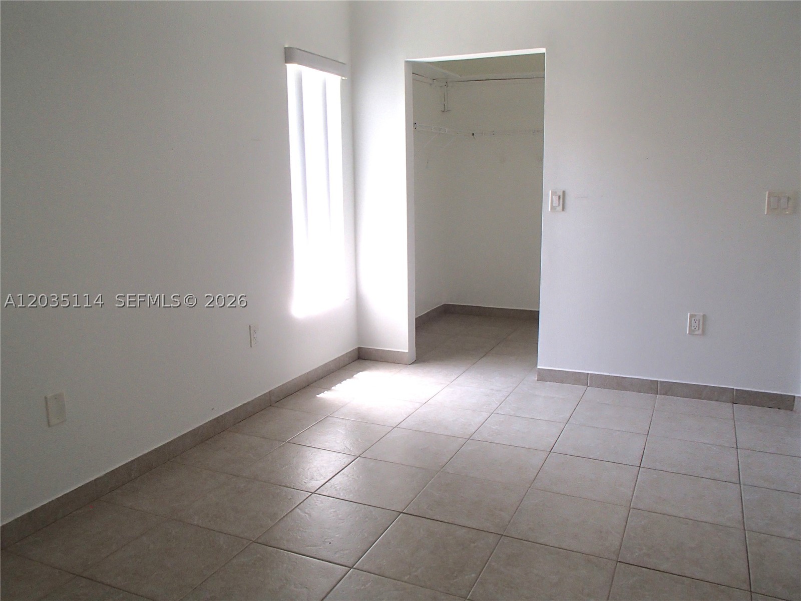LAKES BY THE BAY SEC 8 - Residential Lease