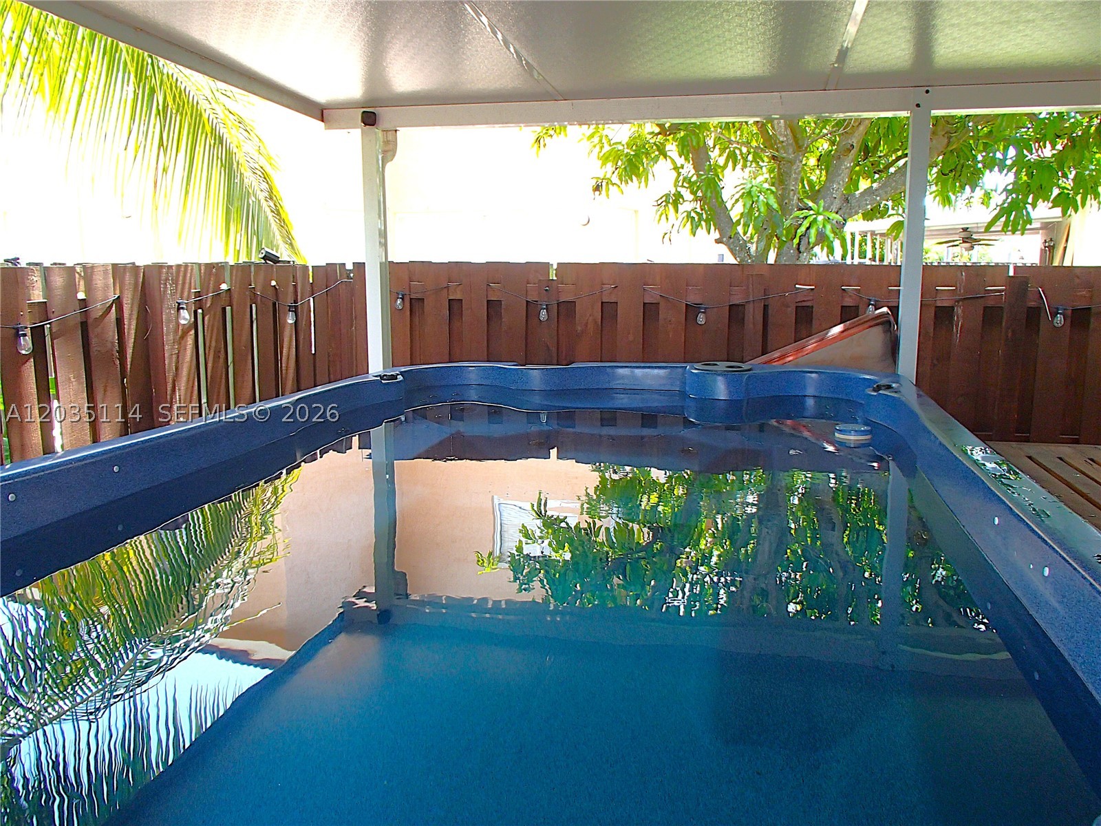 LAKES BY THE BAY SEC 8 - Residential Lease