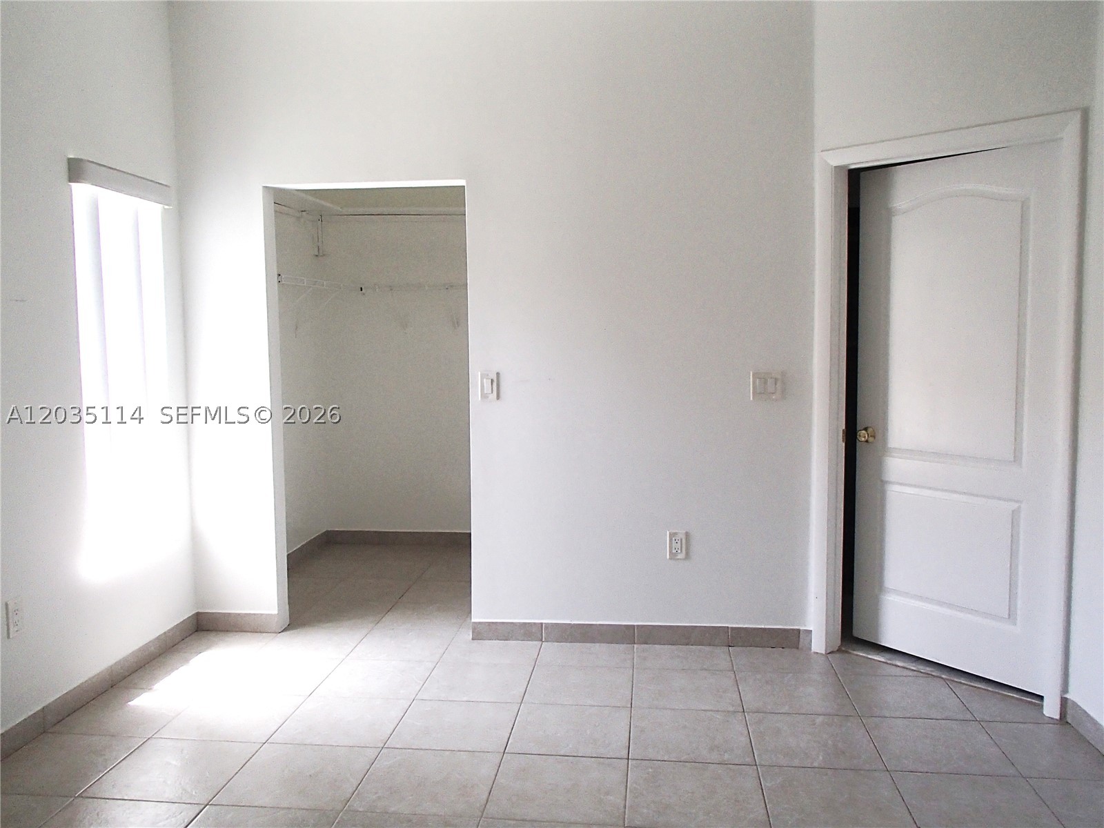 LAKES BY THE BAY SEC 8 - Residential Lease