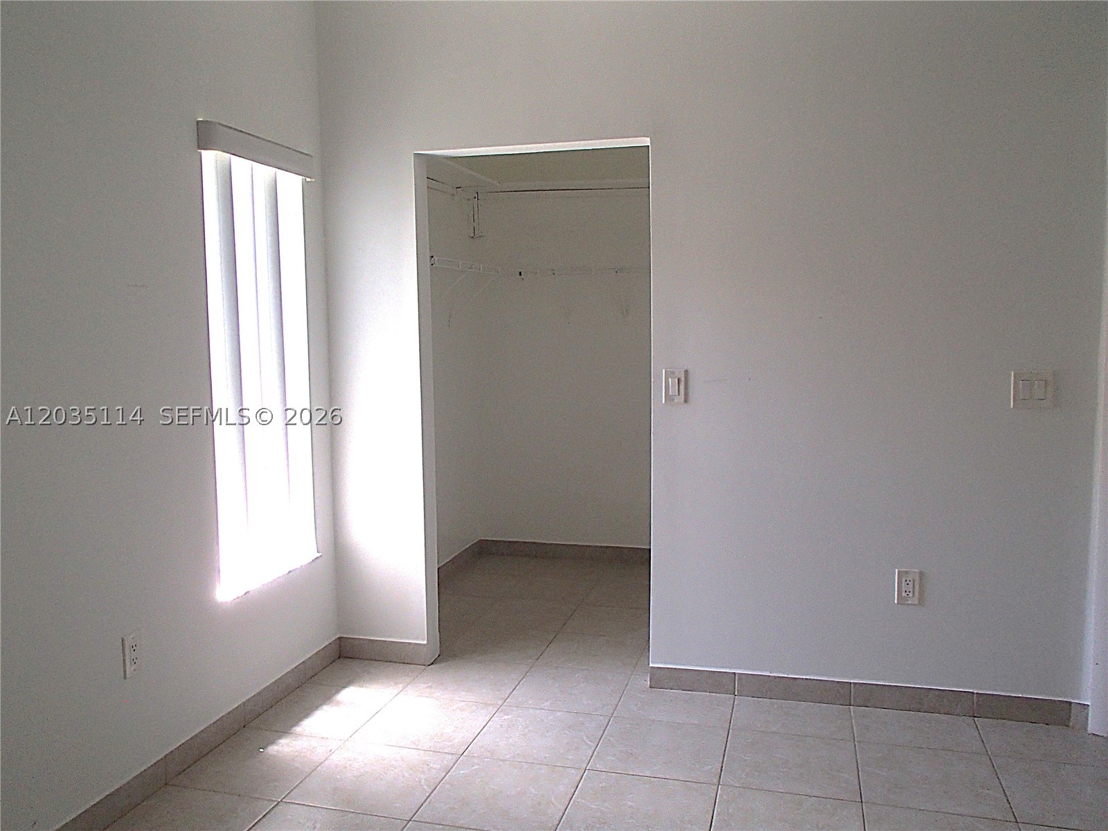 LAKES BY THE BAY SEC 8 - Residential Lease