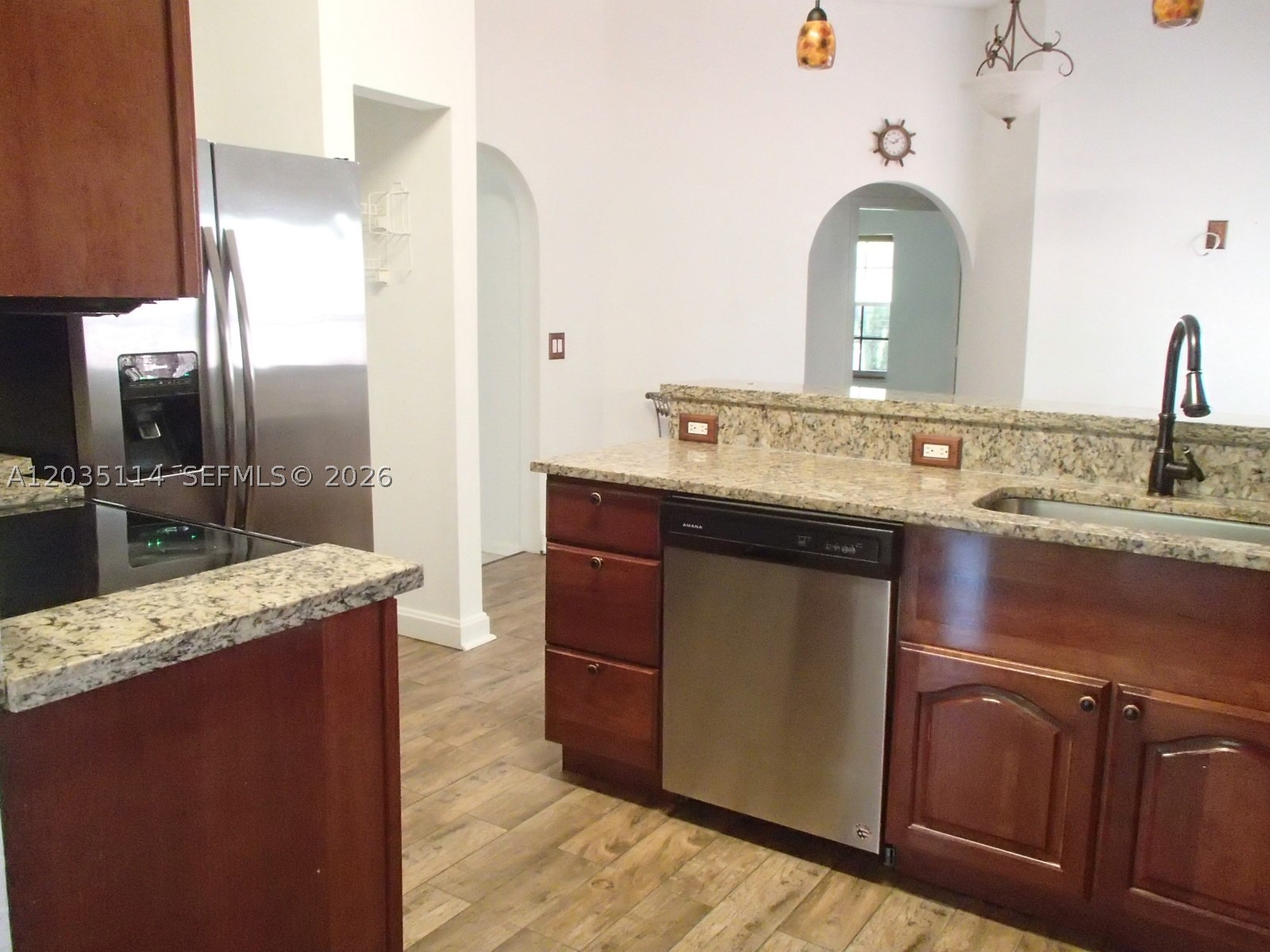 LAKES BY THE BAY SEC 8 - Residential Lease