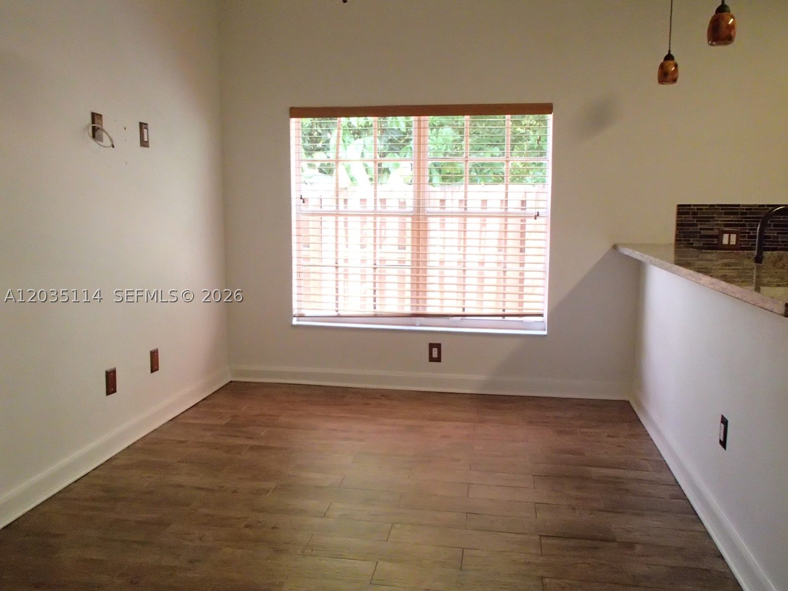 LAKES BY THE BAY SEC 8 - Residential Lease