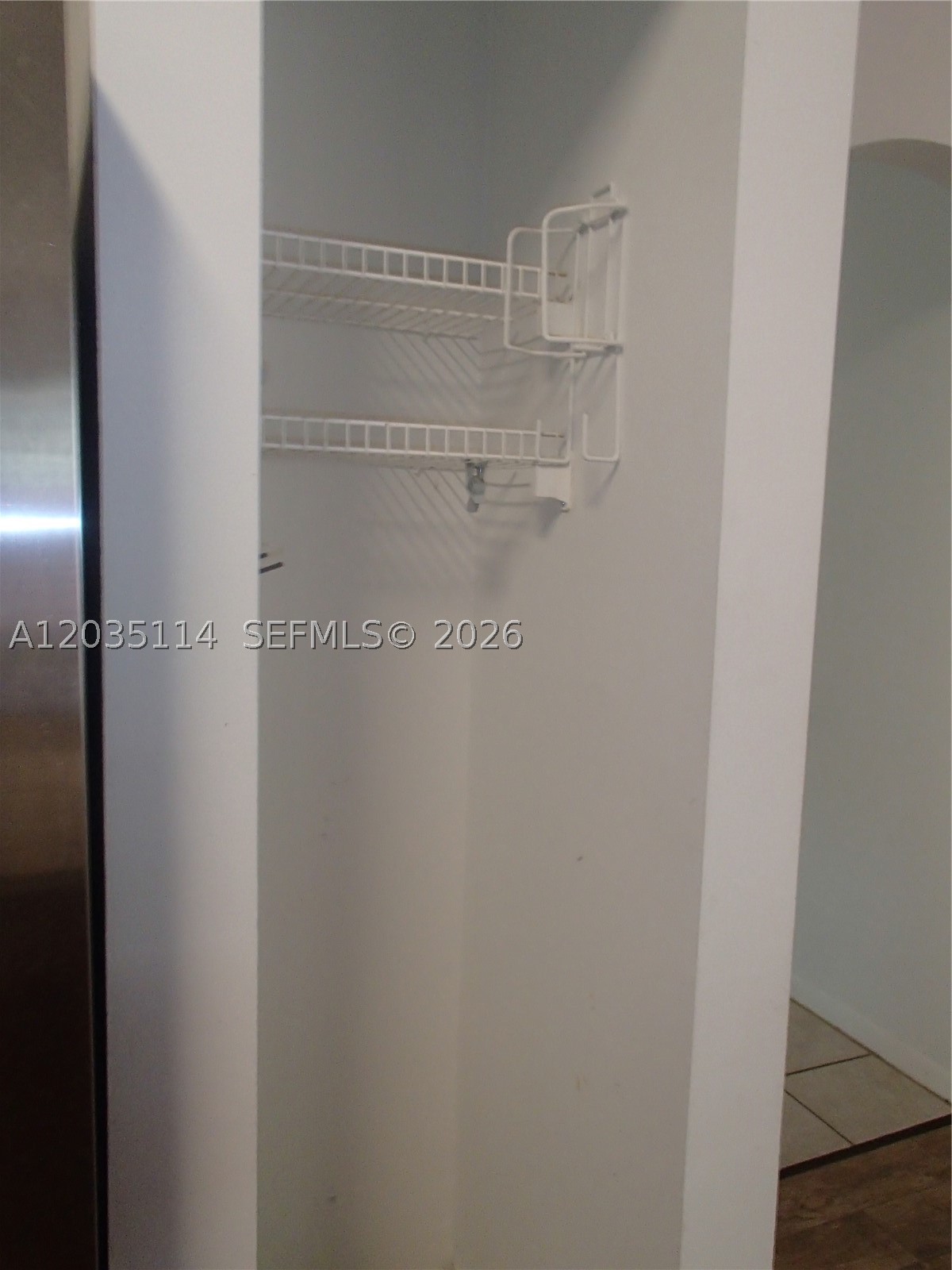 LAKES BY THE BAY SEC 8 - Residential Lease