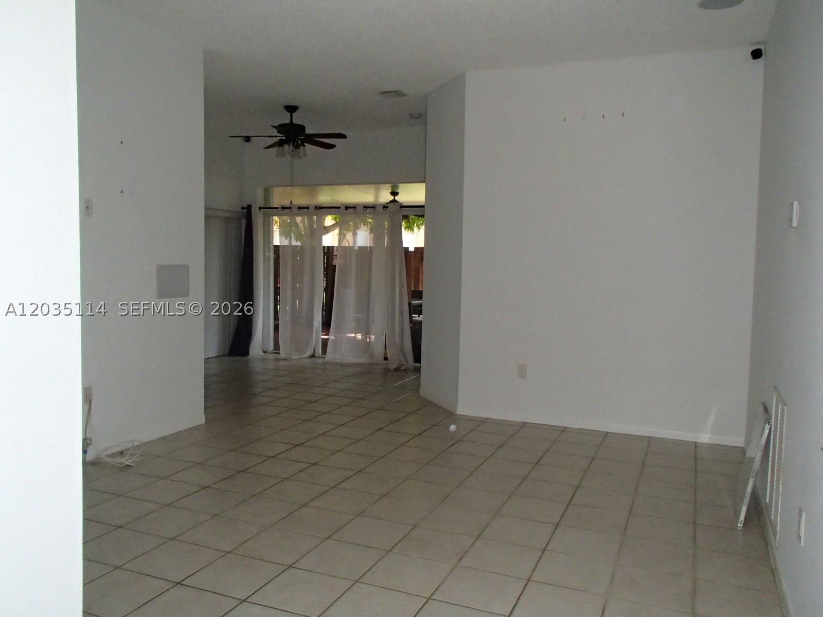 LAKES BY THE BAY SEC 8 - Residential Lease