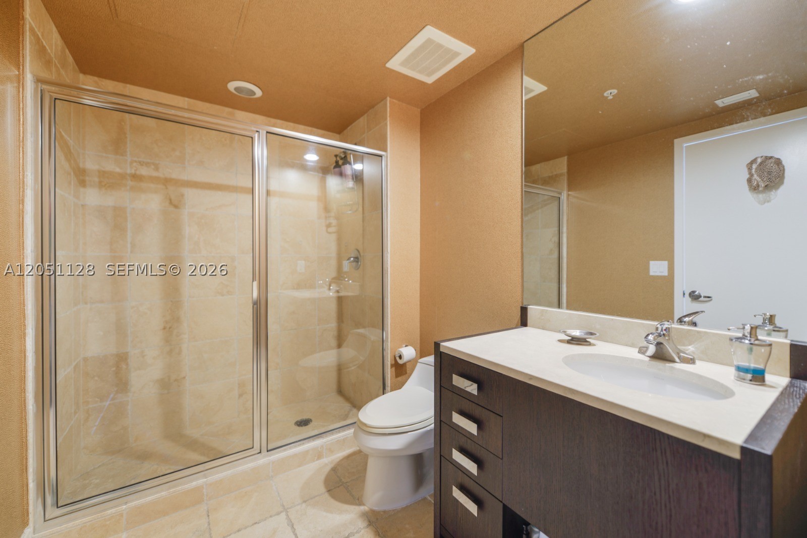 TRUMP ROYALE CONDO - Residential