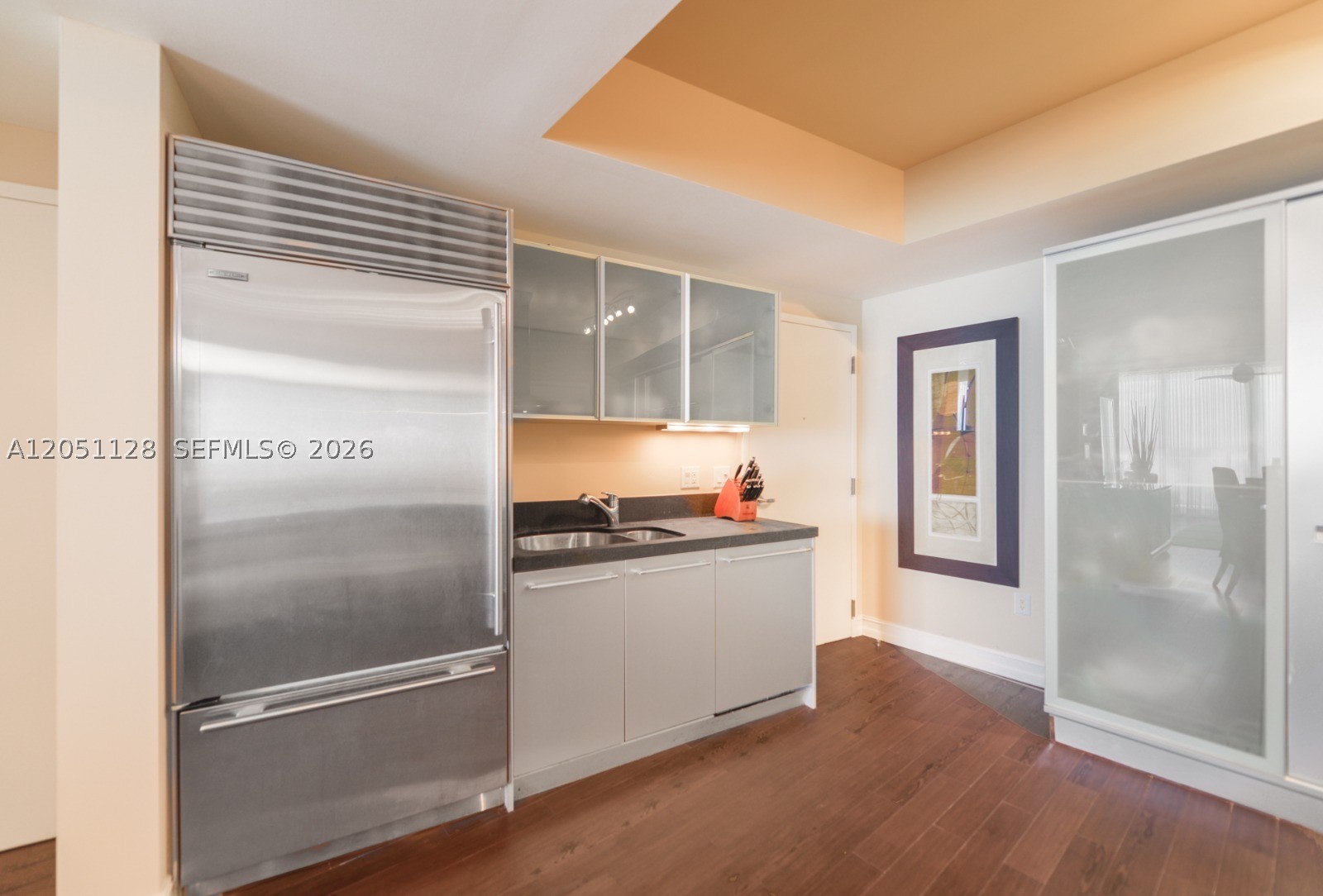 TRUMP ROYALE CONDO - Residential